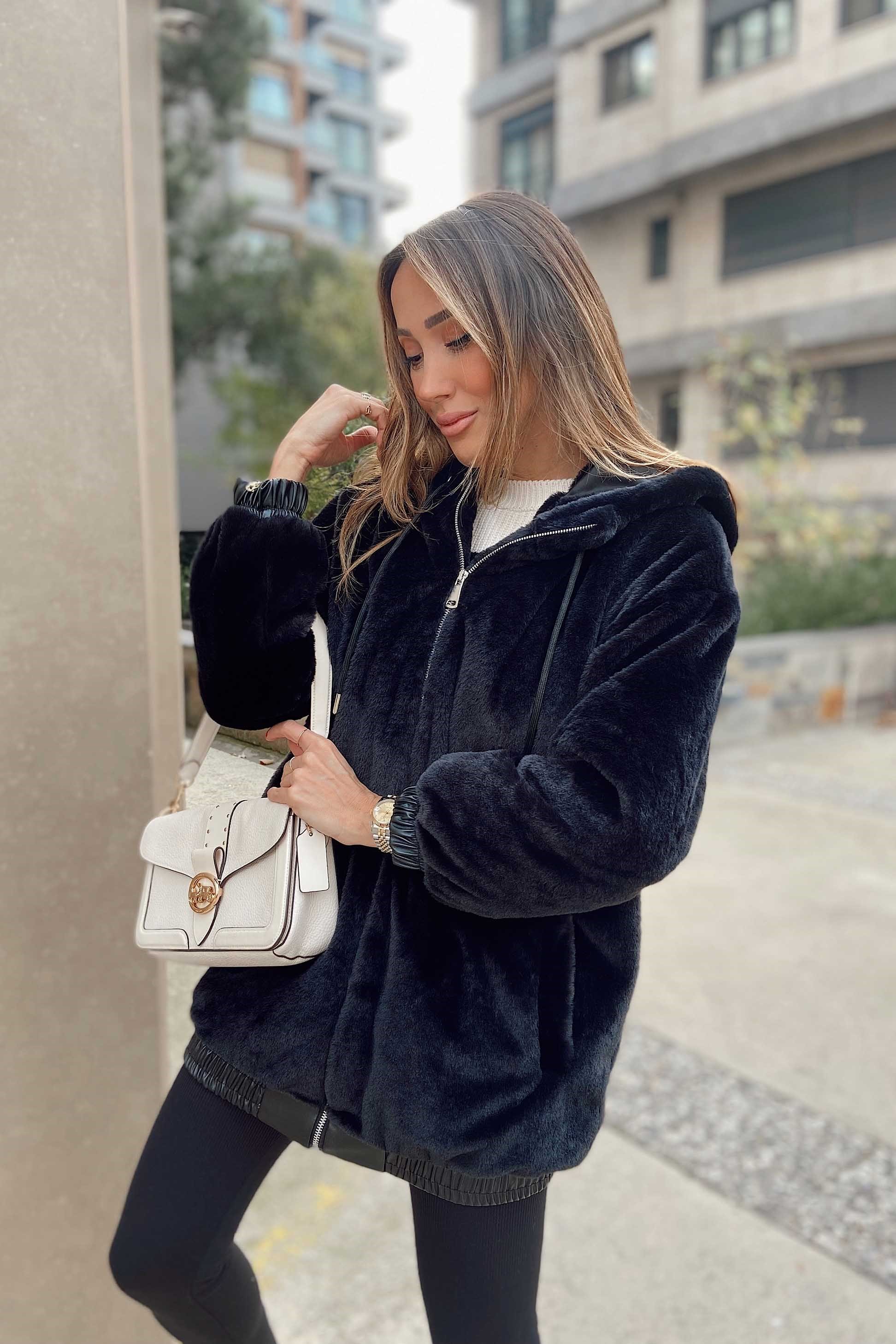 Kapüşonlu Peluş Mont Siyah