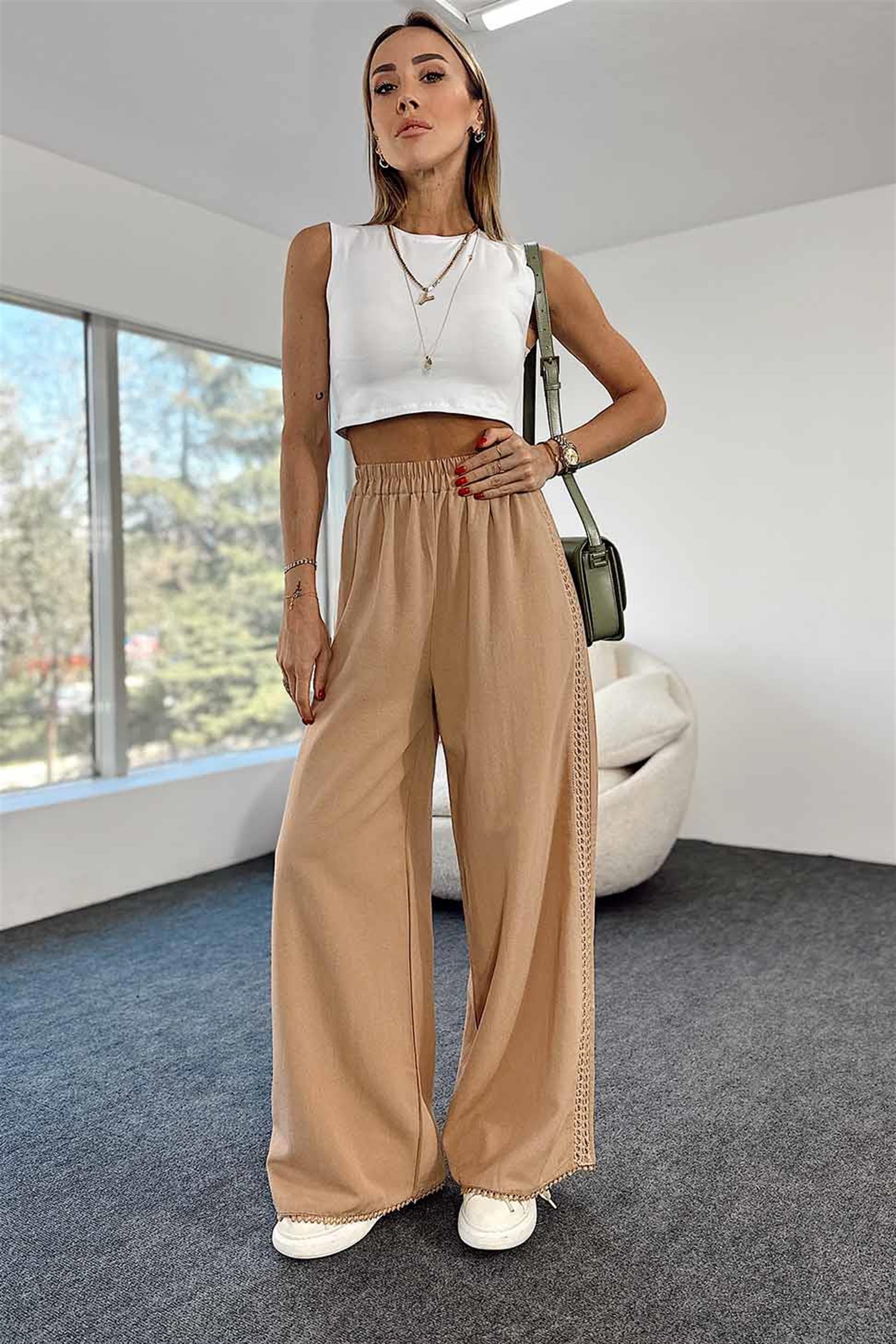 Keten Kumaş Dantel Şerit Detaylı Salaş Keten Pantolon Camel