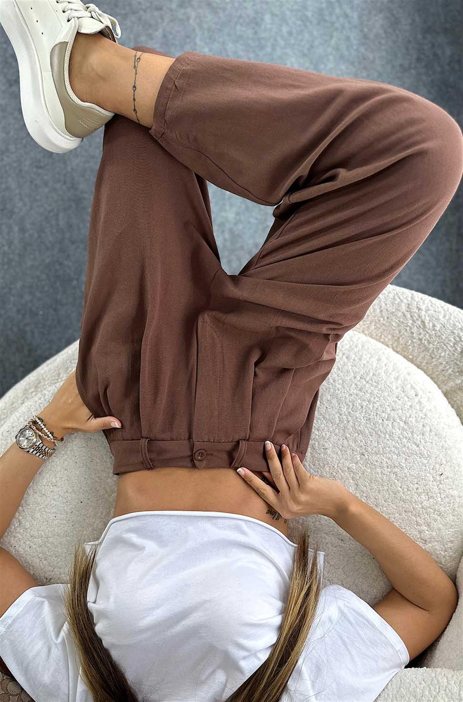 Keten Kumaş Pile Dikiş Detay Salaş Pantolon Acı Kahve