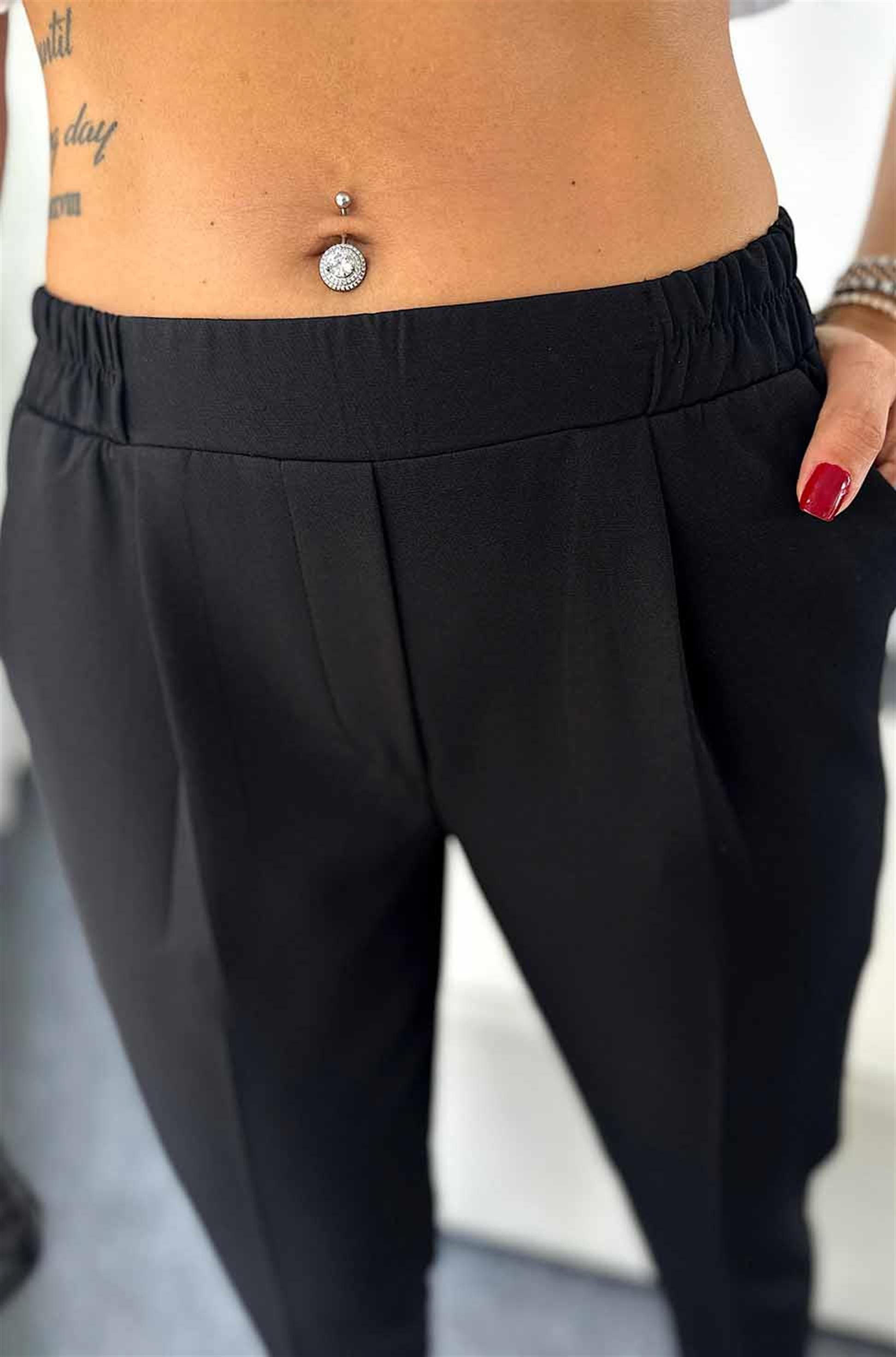 Krep Kumaş Beli Lastikli Duble Paça Pantolon Siyah