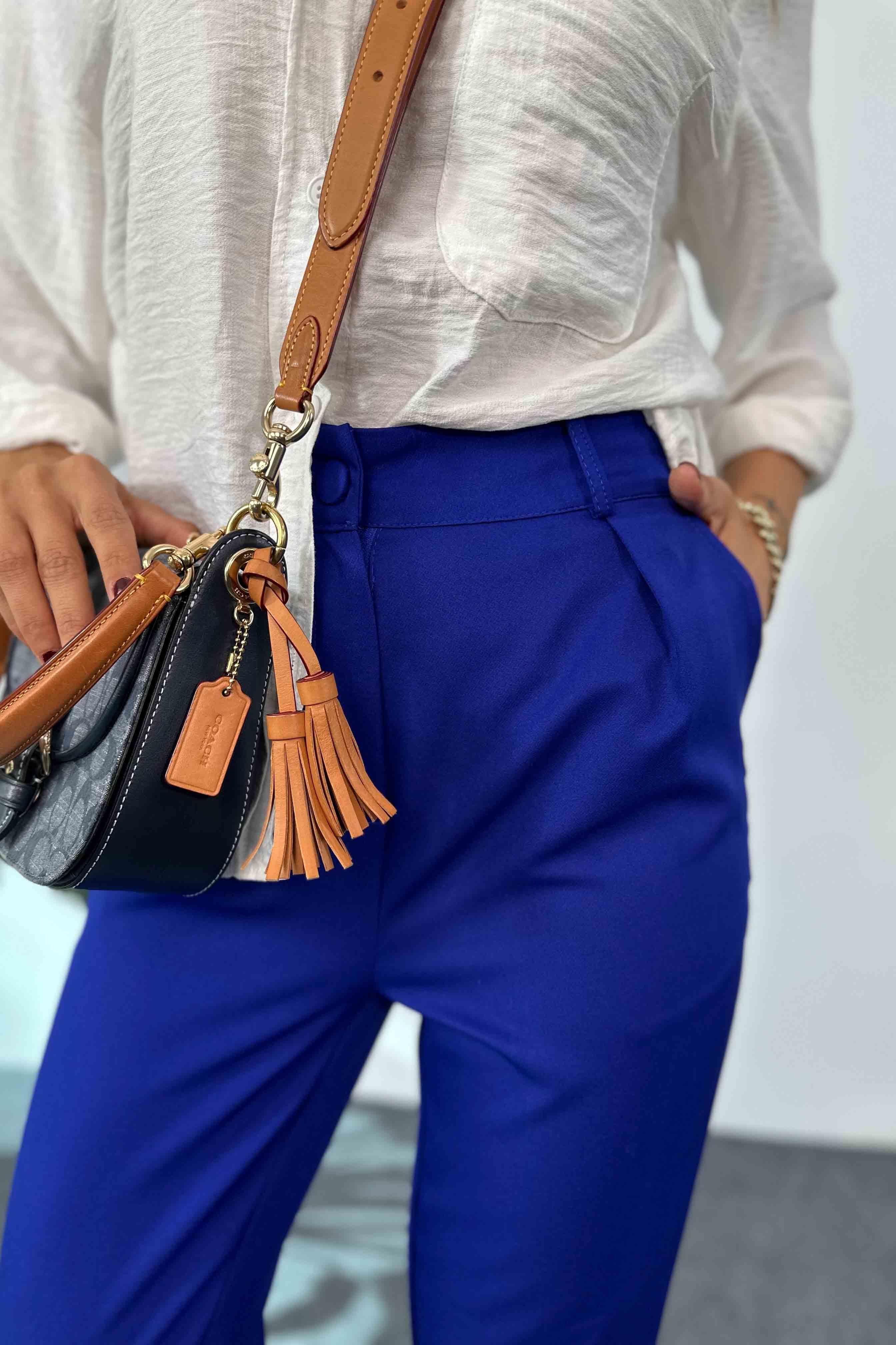 Krep Kumaş Düğmeli Havuç Kesim Pantolon Saks