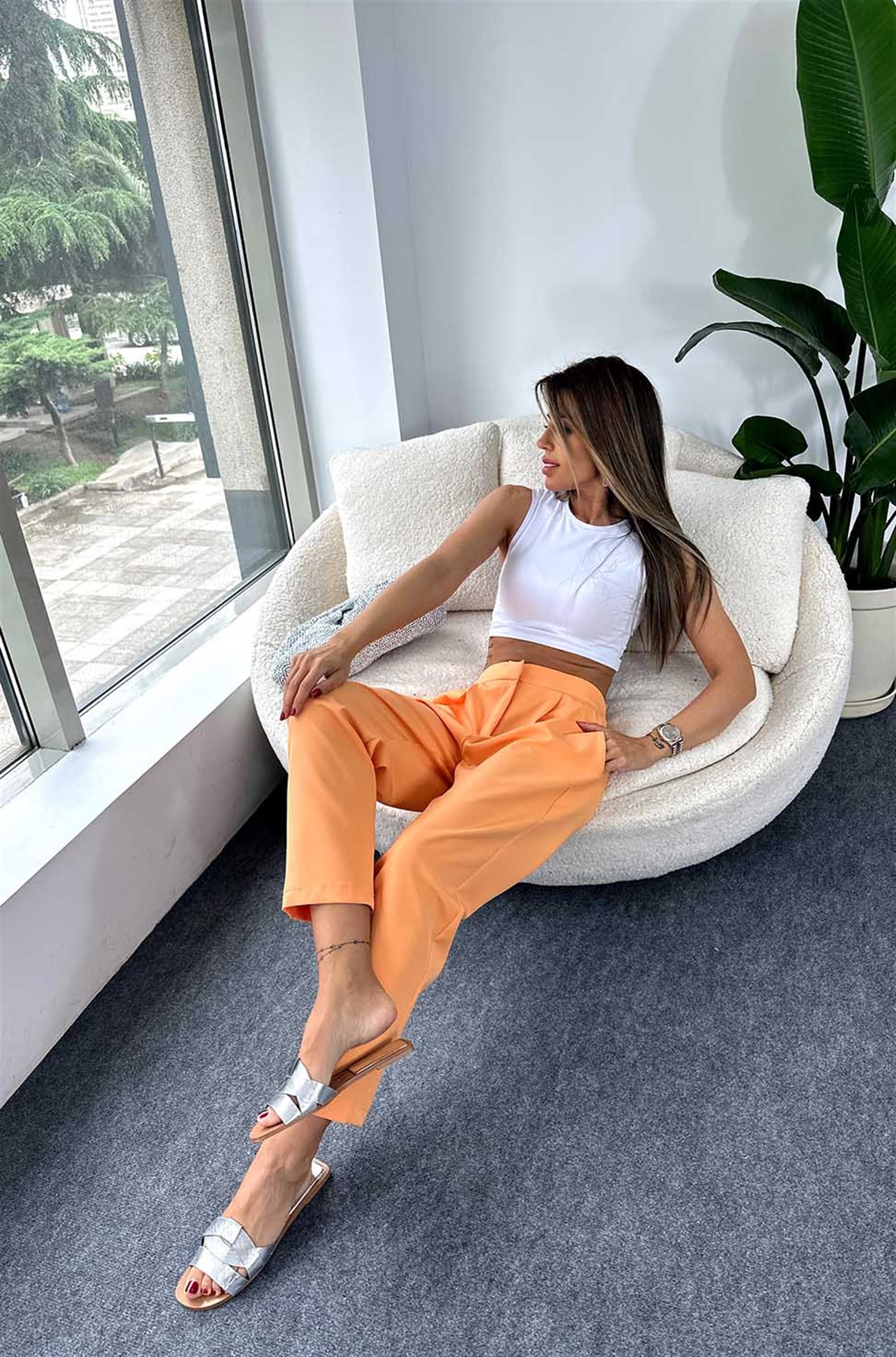 Krep Kumaş Pile Dikiş Detay Beli Lastikli Havuç Pantolon Kavun İçi