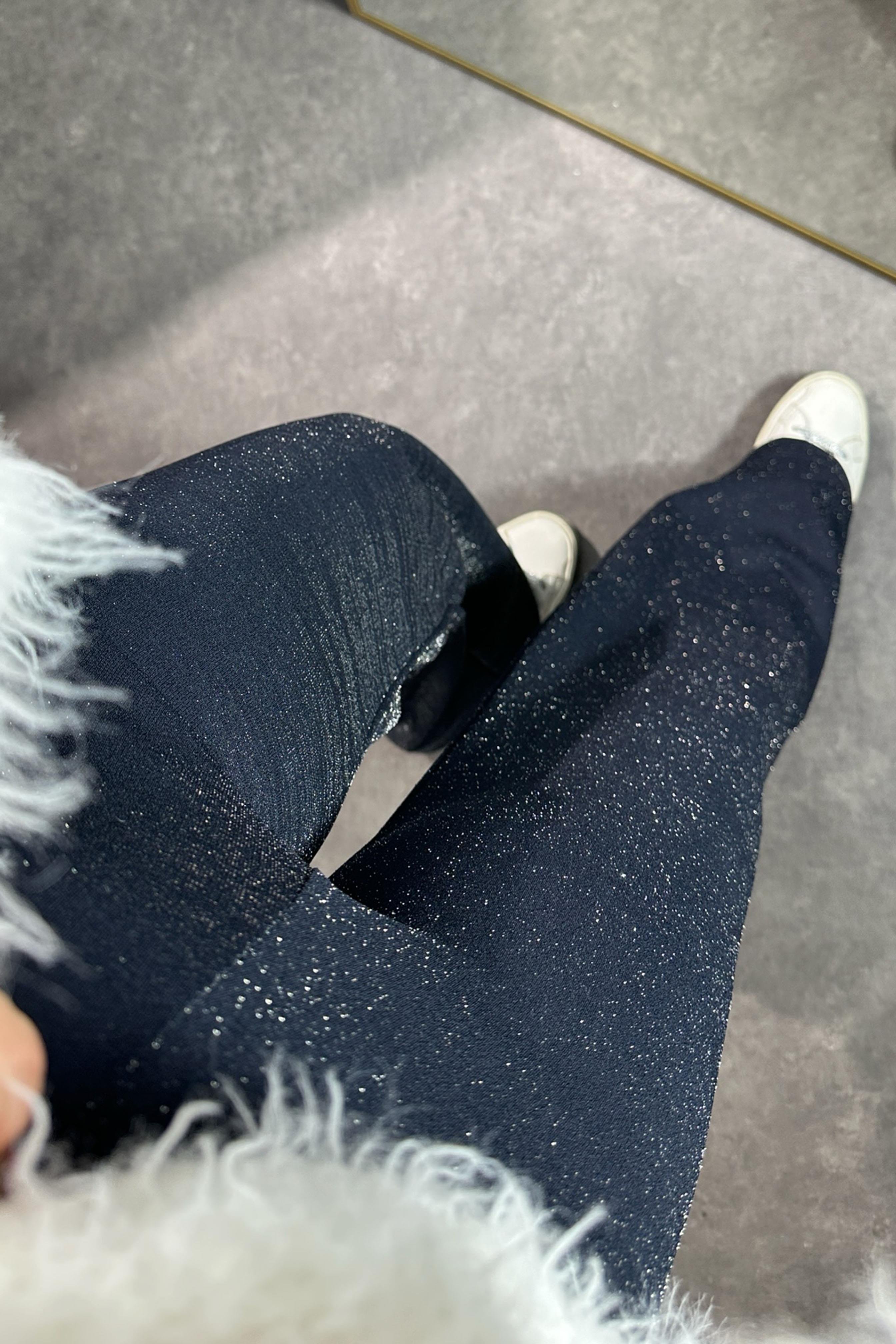 Krep Kumaş Sim Detaylı Pantolon Lacivert