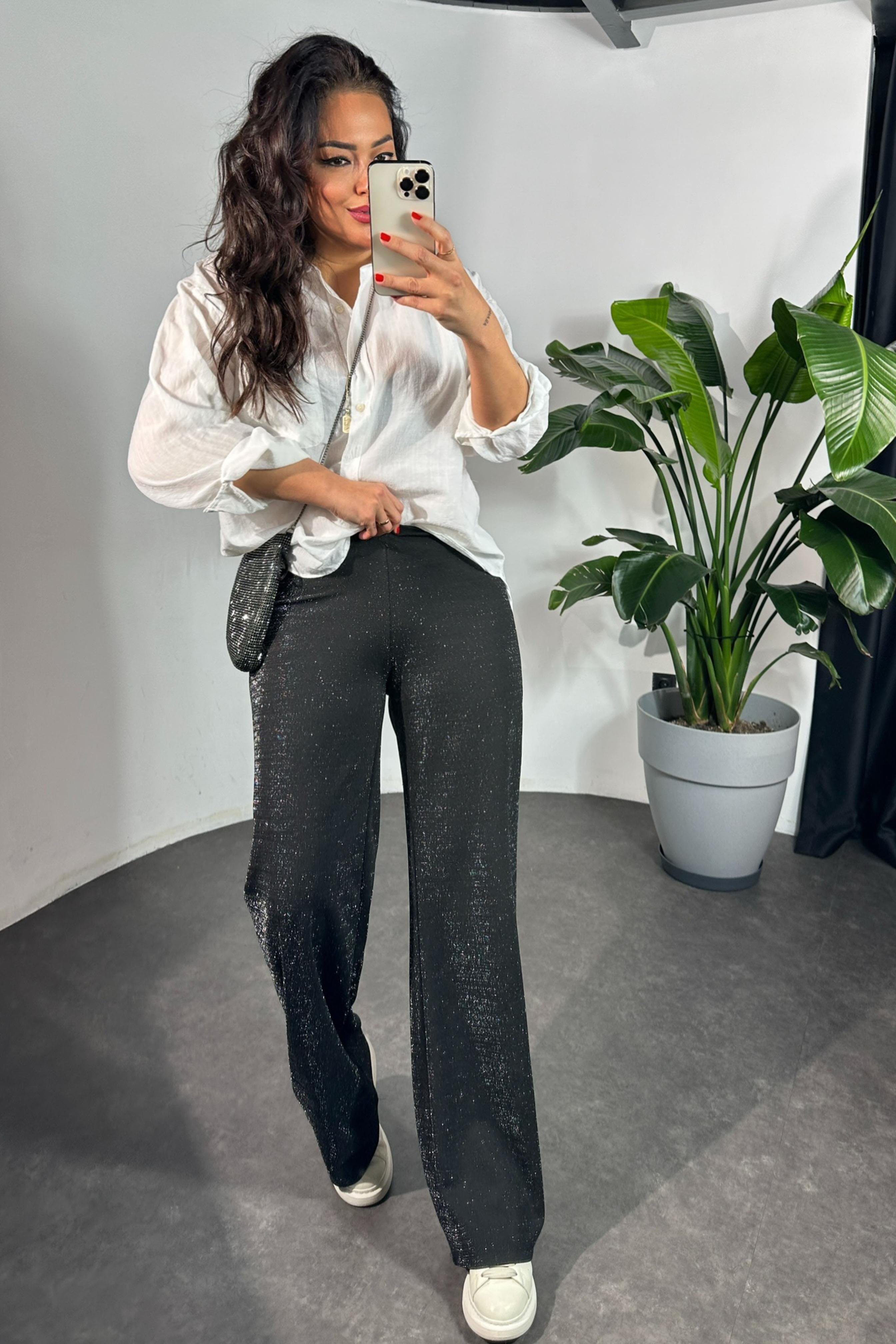 Krep Kumaş Sim Detaylı Pantolon Siyah