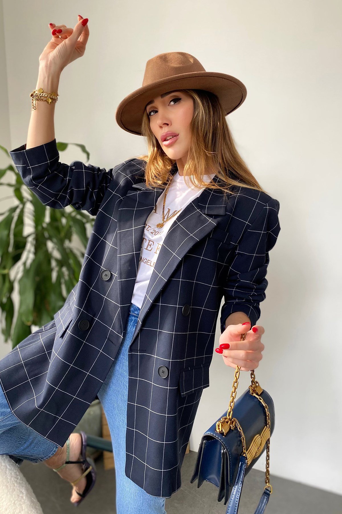 Lacivert İnce Çizgi Detay Malibu Tasarım Blazer Ceket