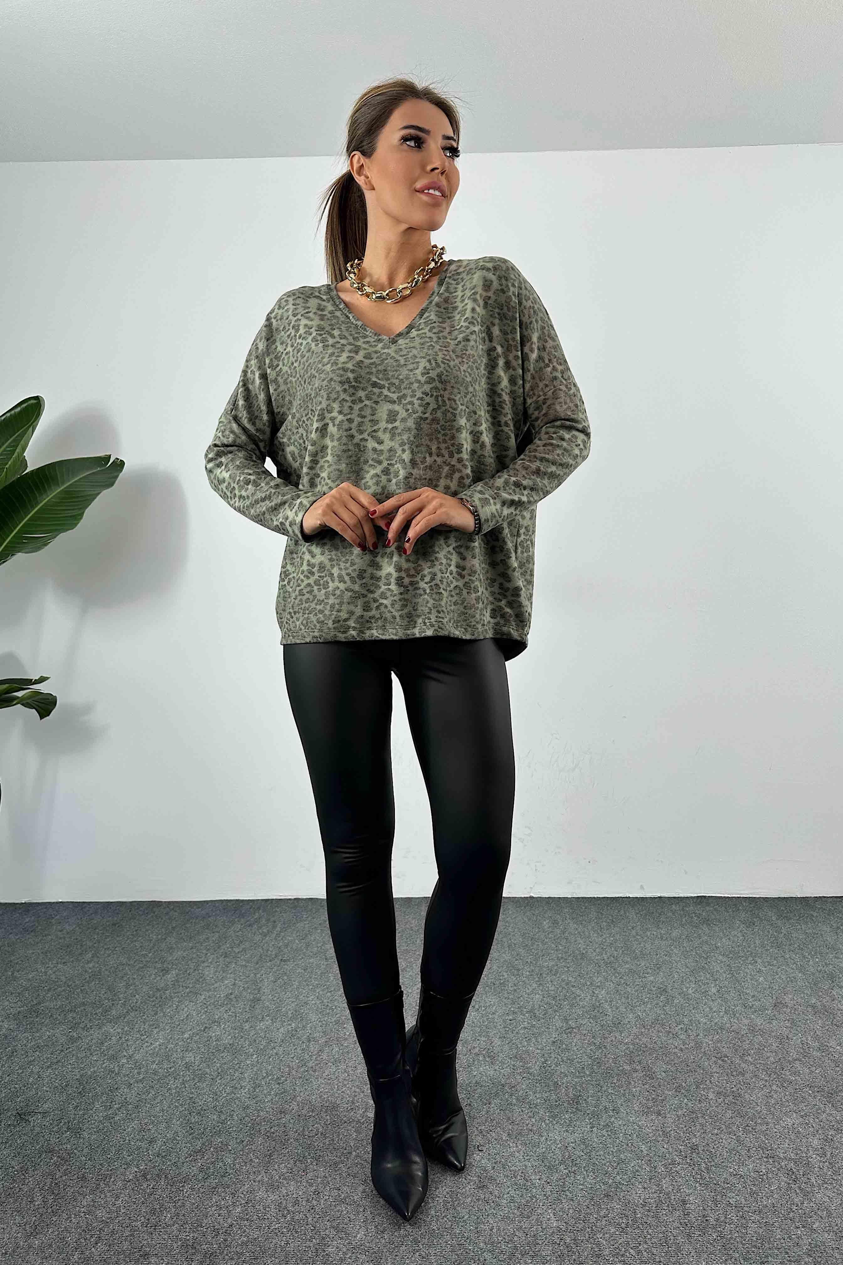 Leopar Desenli Oversize Kadın Bluz Haki