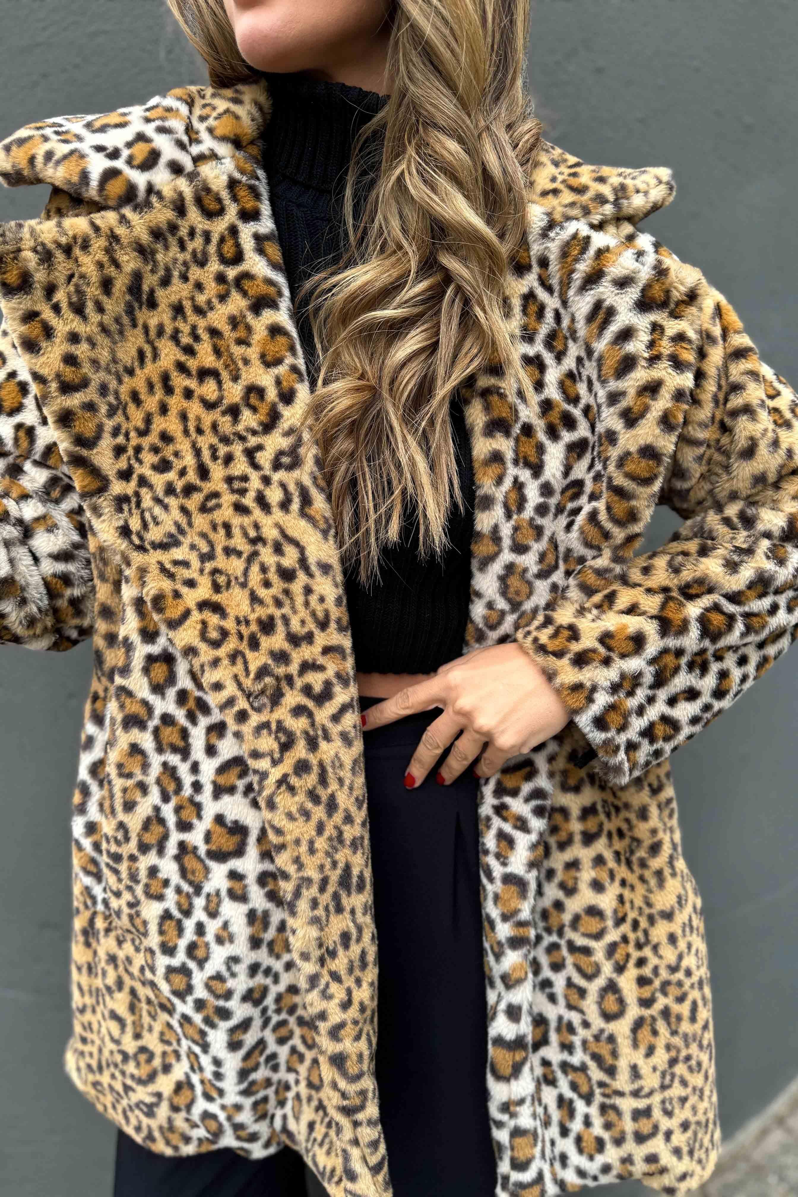 Leopar Kürklü Kaban Camel