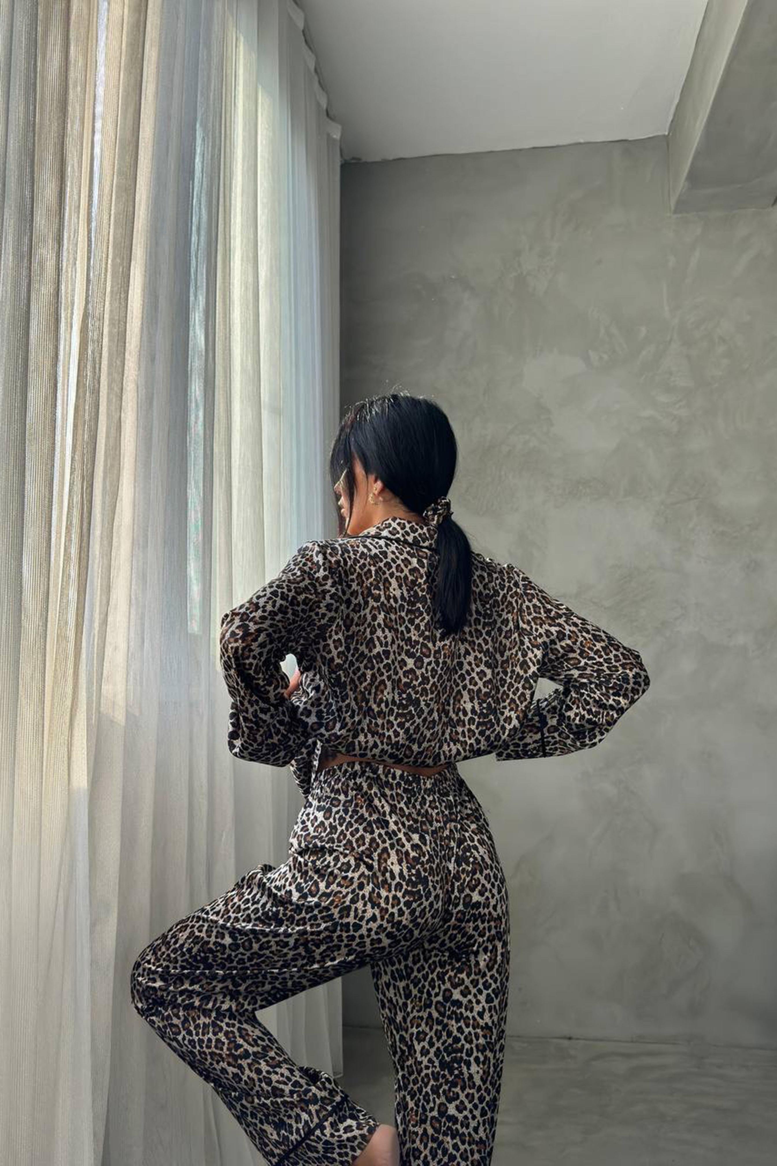 Leopardo Verde Saten Uzun Pijama Takımı Vizon