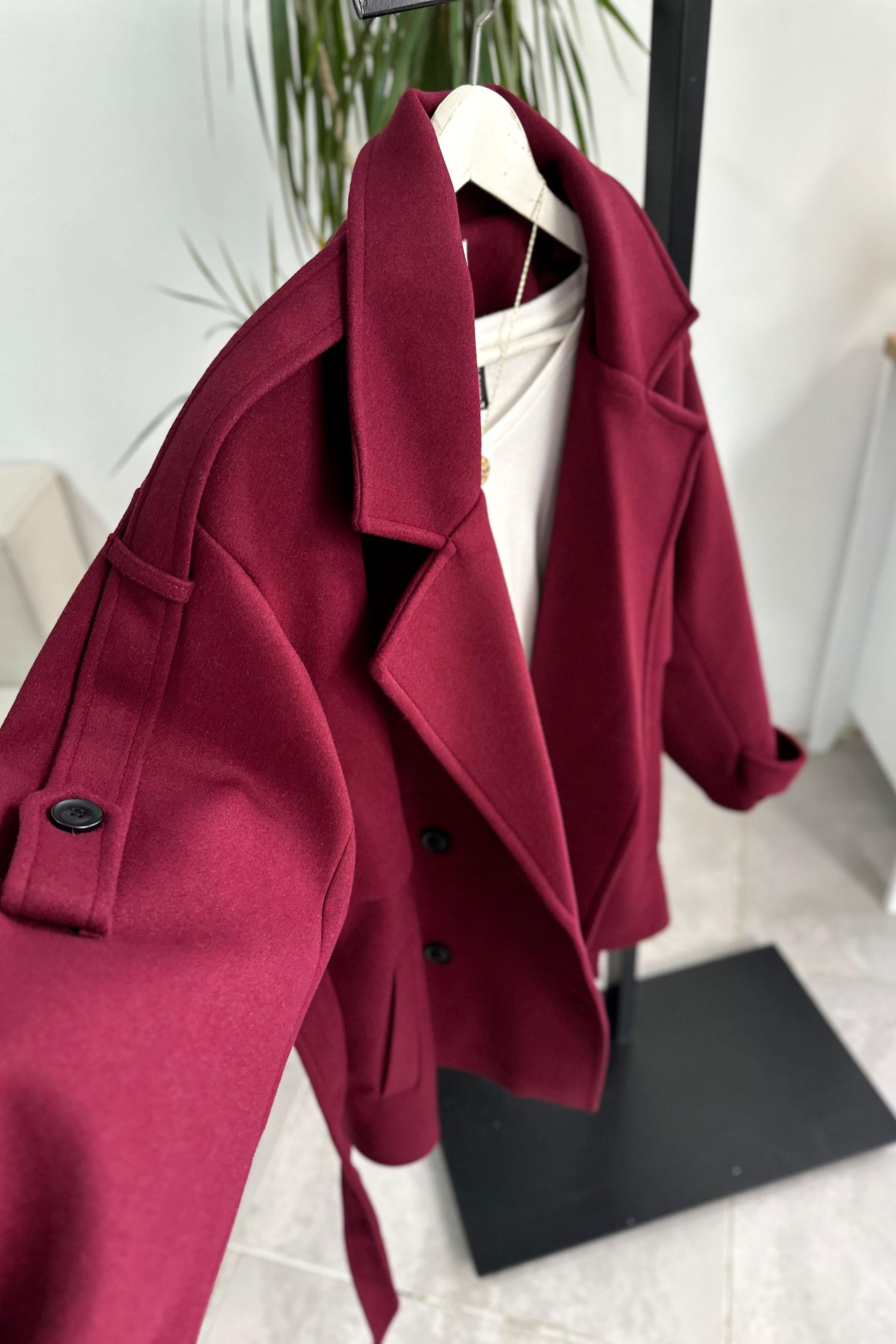 Lüx Kalite Apoletli Kalın Kaşe Kaban Bordo