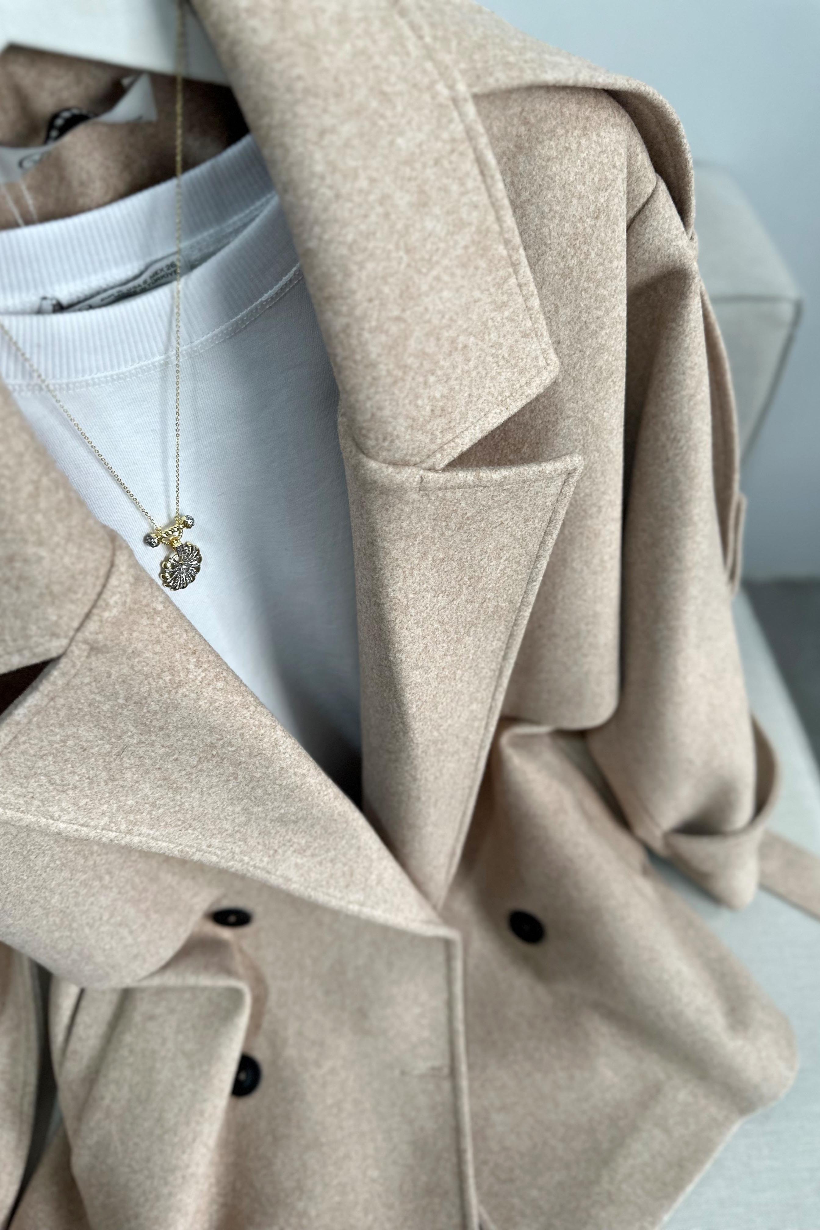 Lüx Kalite Apoletli Kalın Kaşe Kaban Taş