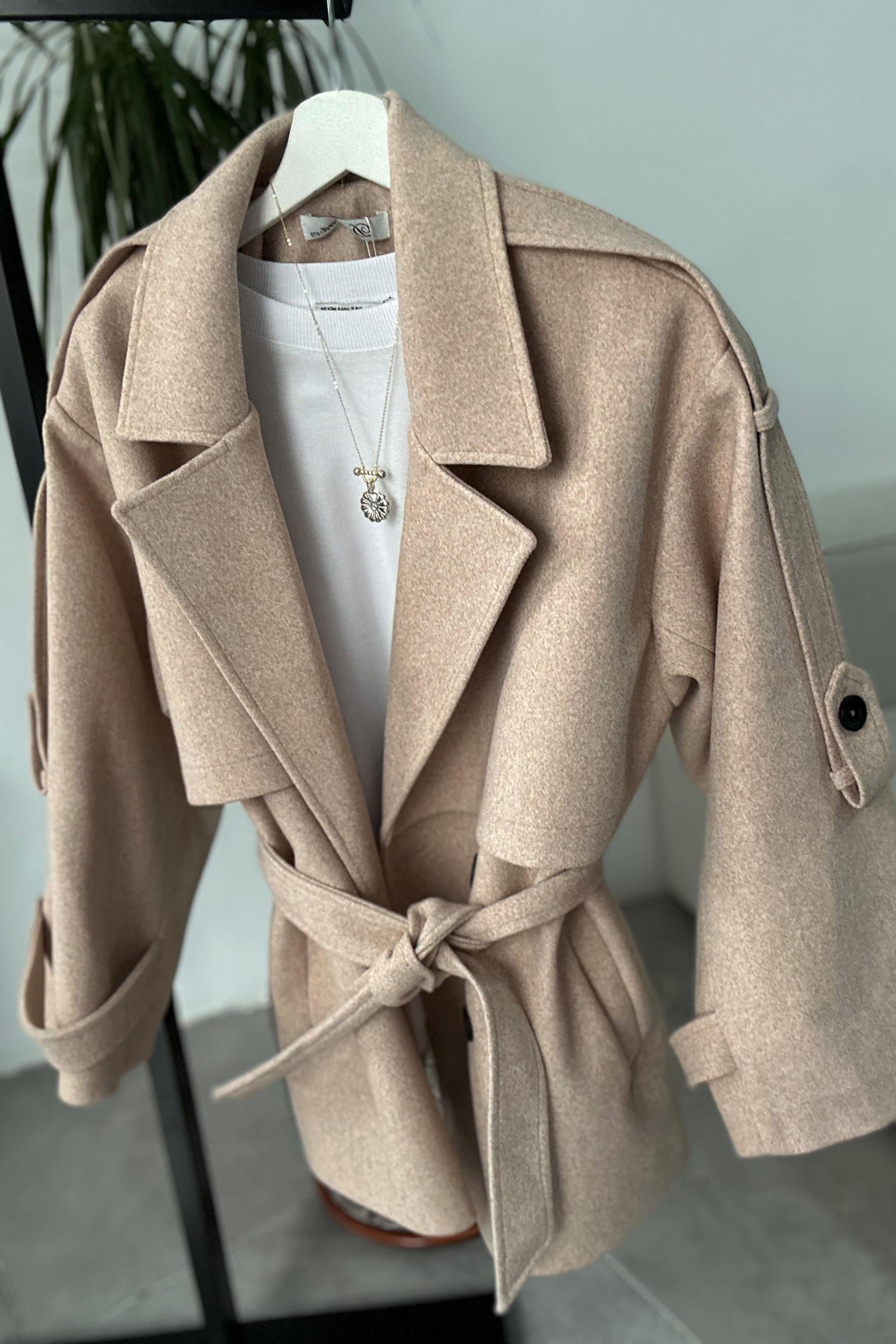 Lüx Kalite Apoletli Kalın Kaşe Kaban Taş