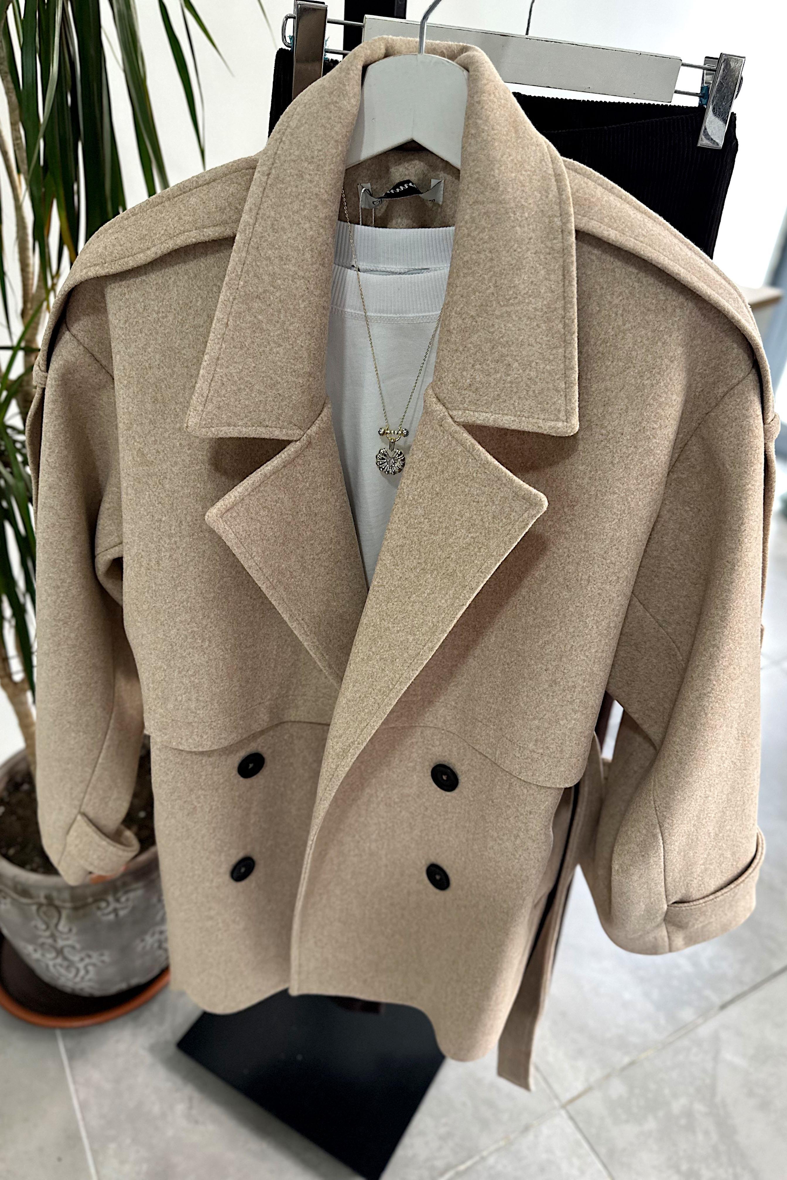 Lüx Kalite Apoletli Kalın Kaşe Kaban Taş