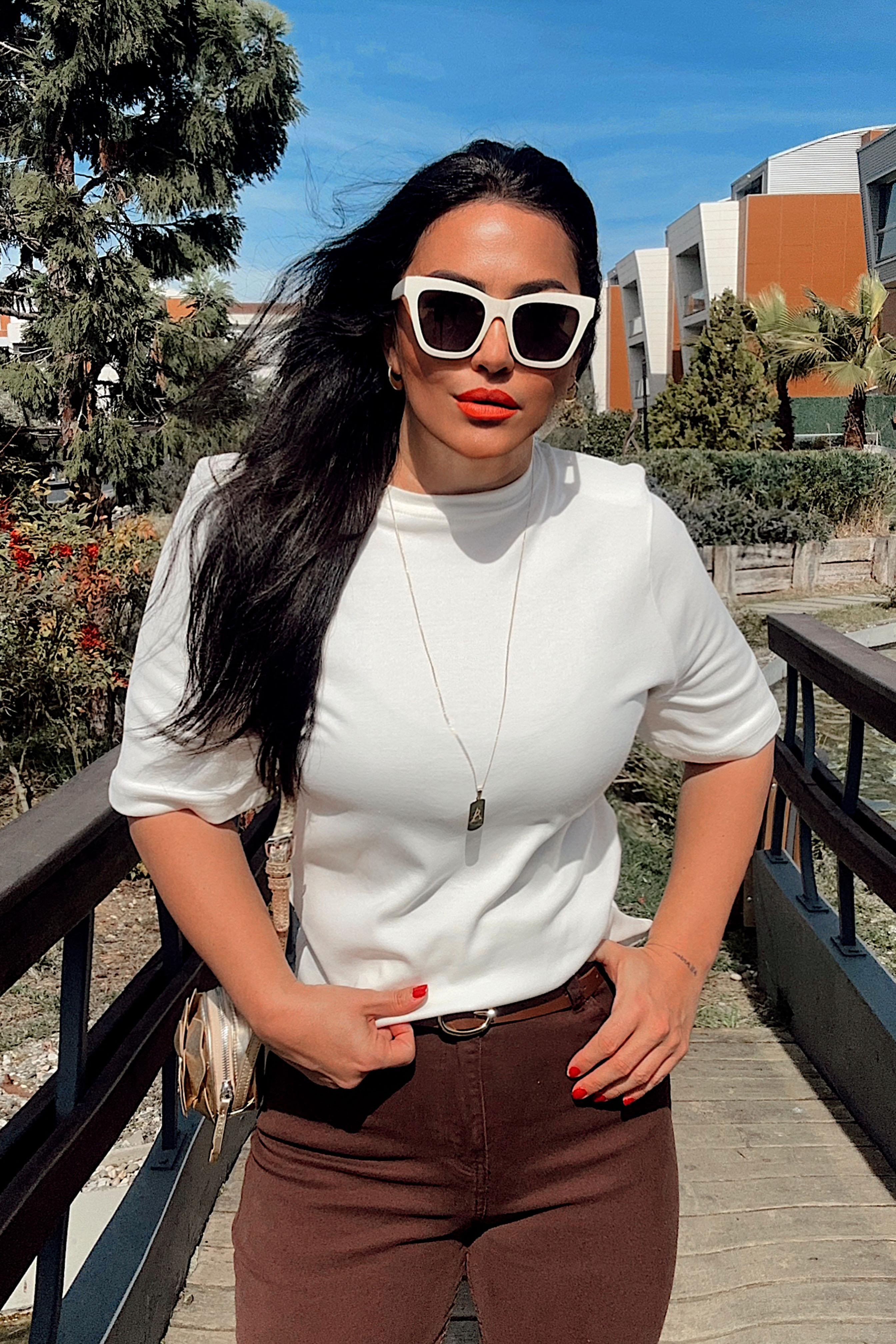 Marka Model Bisiklet Yaka Basic Bluz Ekru