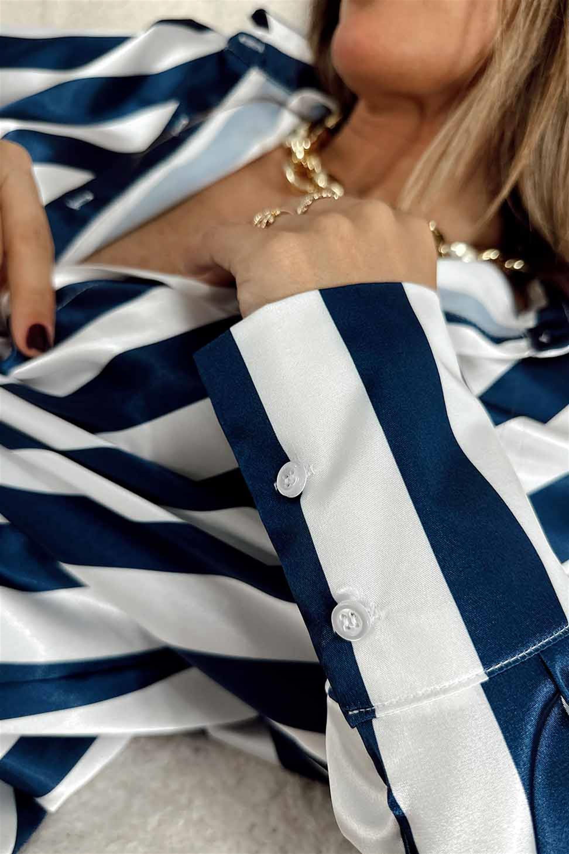 Marka Model Çizgili Saten Gömlek Lacivert