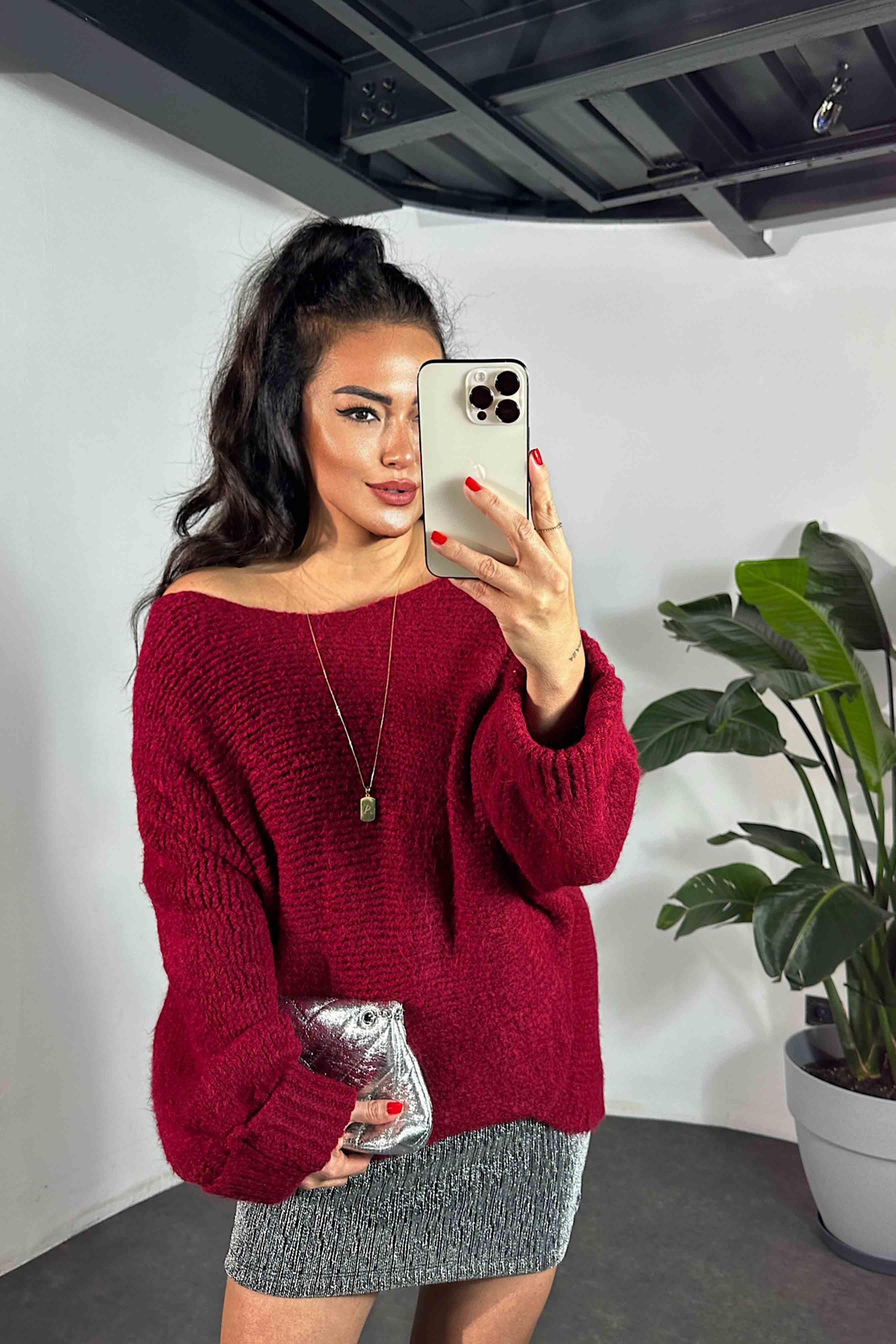 Marka Model Kayık Yaka Duble Kol Yumoş Örme Kazak Bordo
