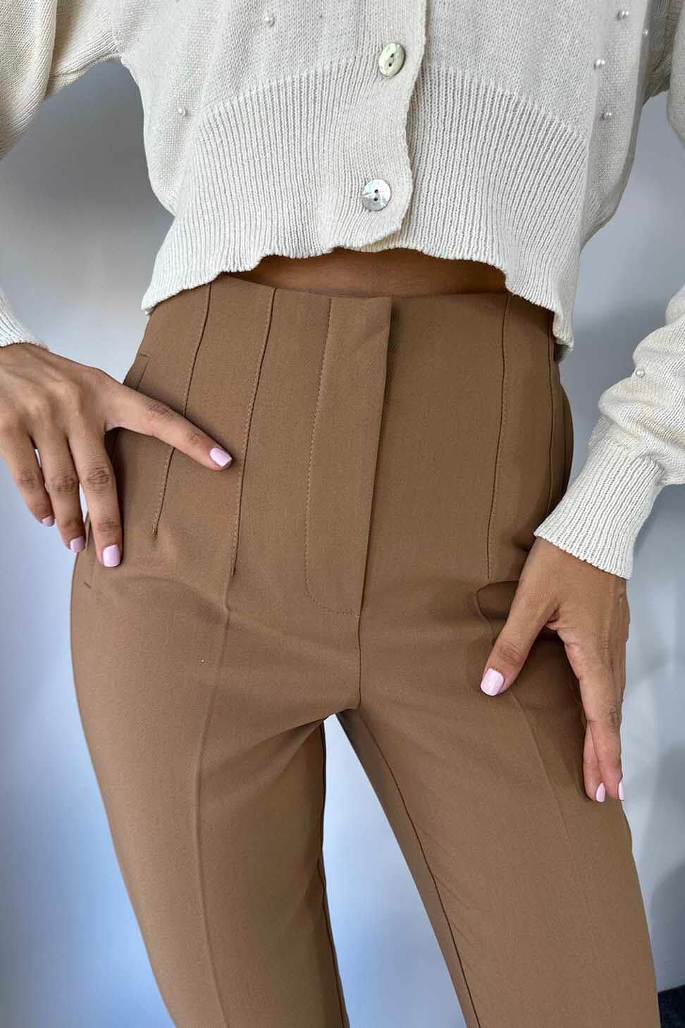 Marka Model Krep Kumaş Beli Pens Detaylı Kadın Pantolon Kahve