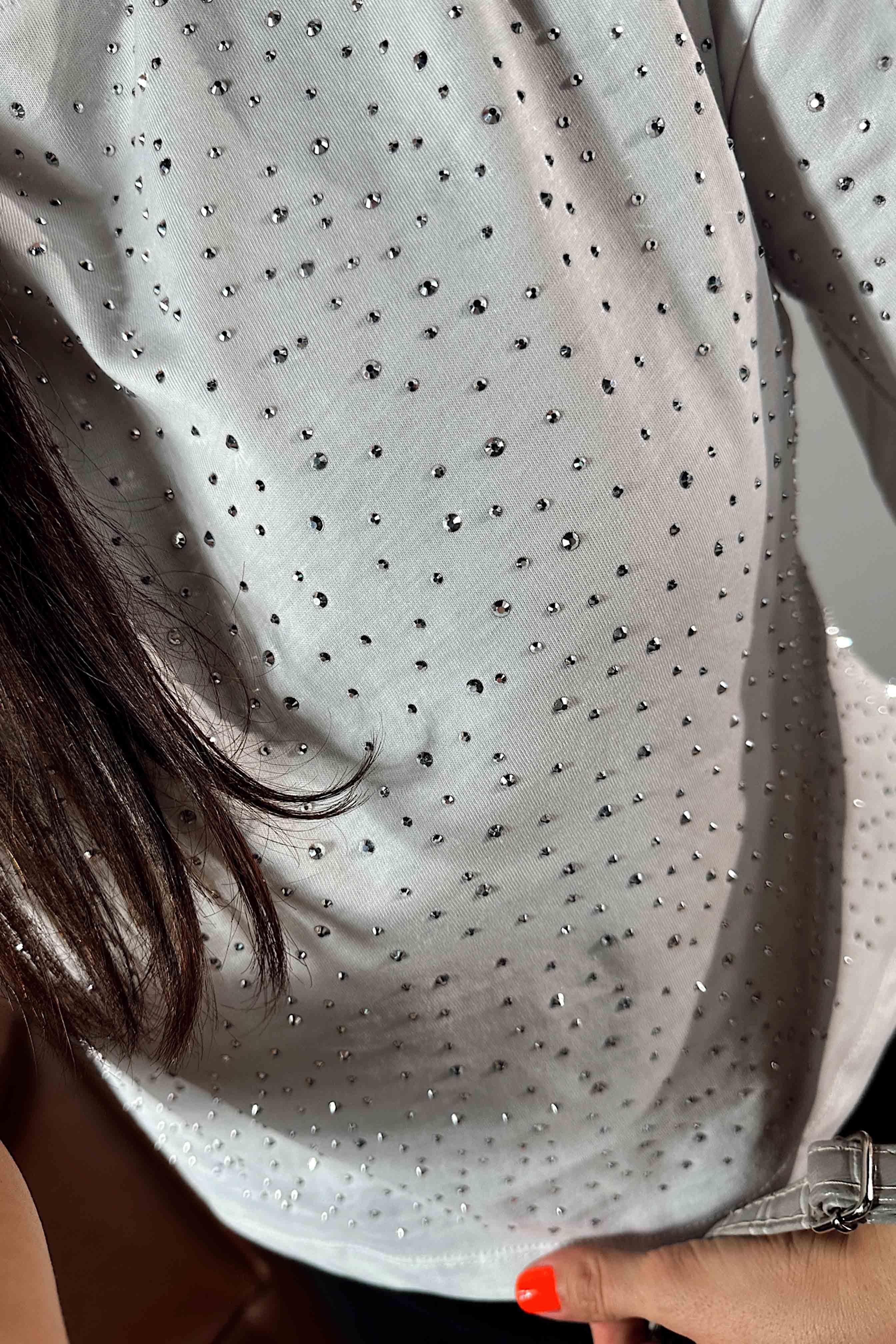 Marka Model Swarovski Taş Detaylı Basic Tişört Beyaz