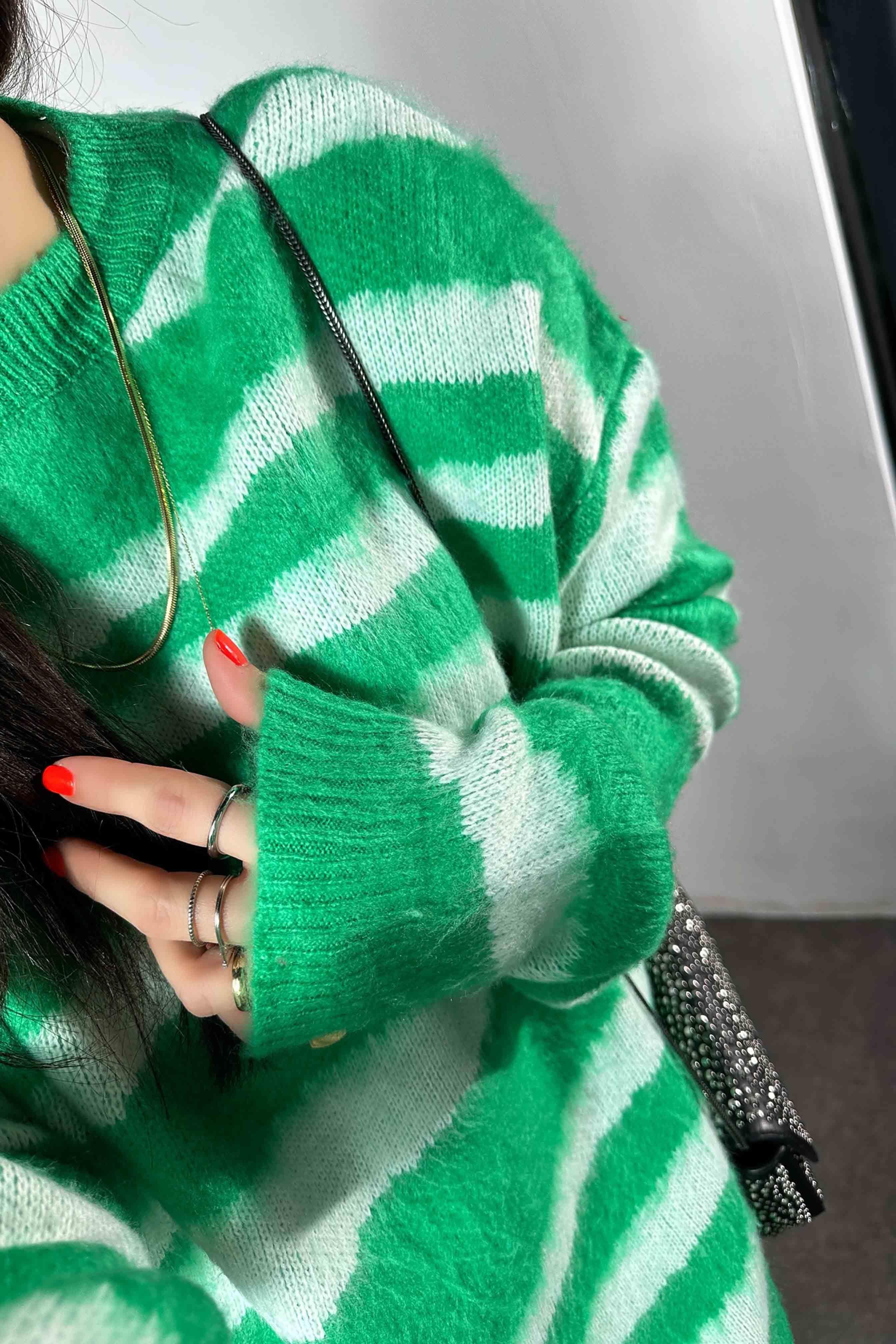 Marka Model Zebra Desen Bisiklet Yaka Yumoş Kazak Yeşil