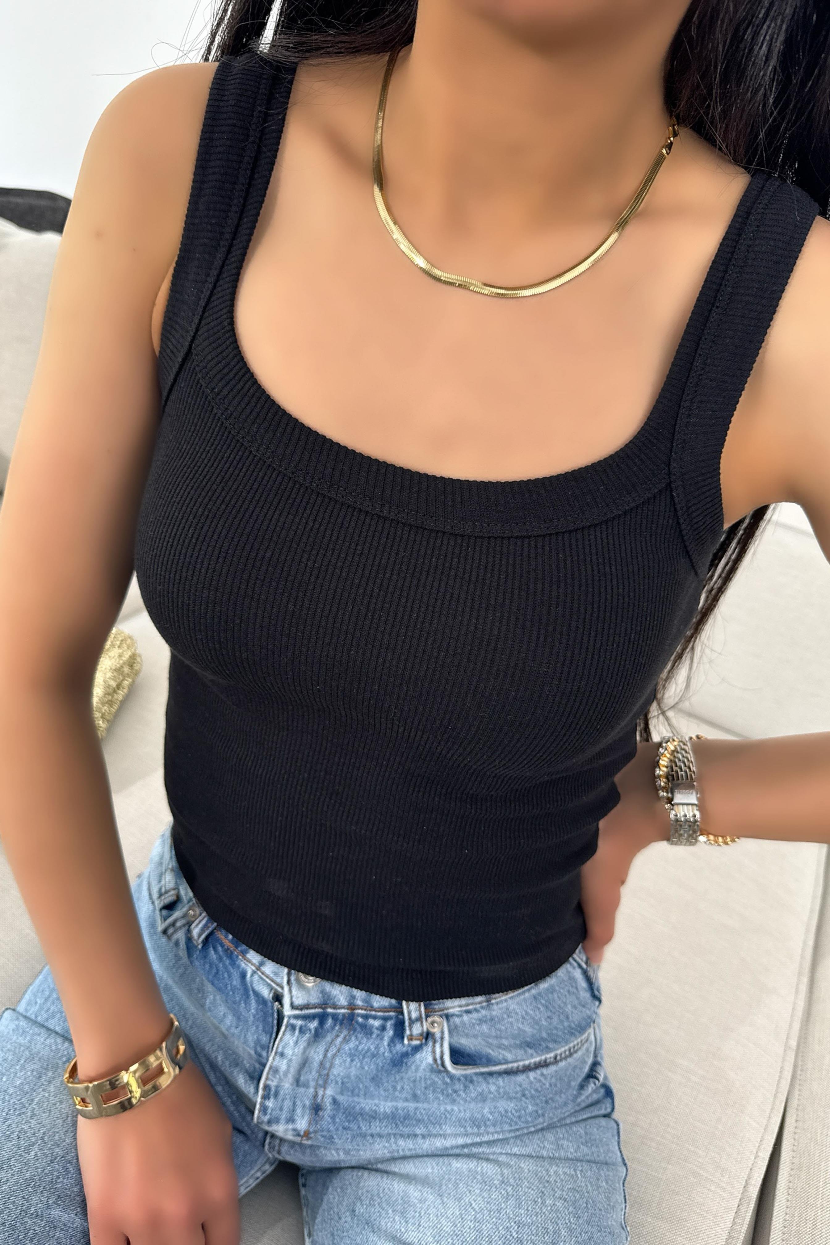 Marka Muadil Askılı Tasarım Crop Bluz Siyah
