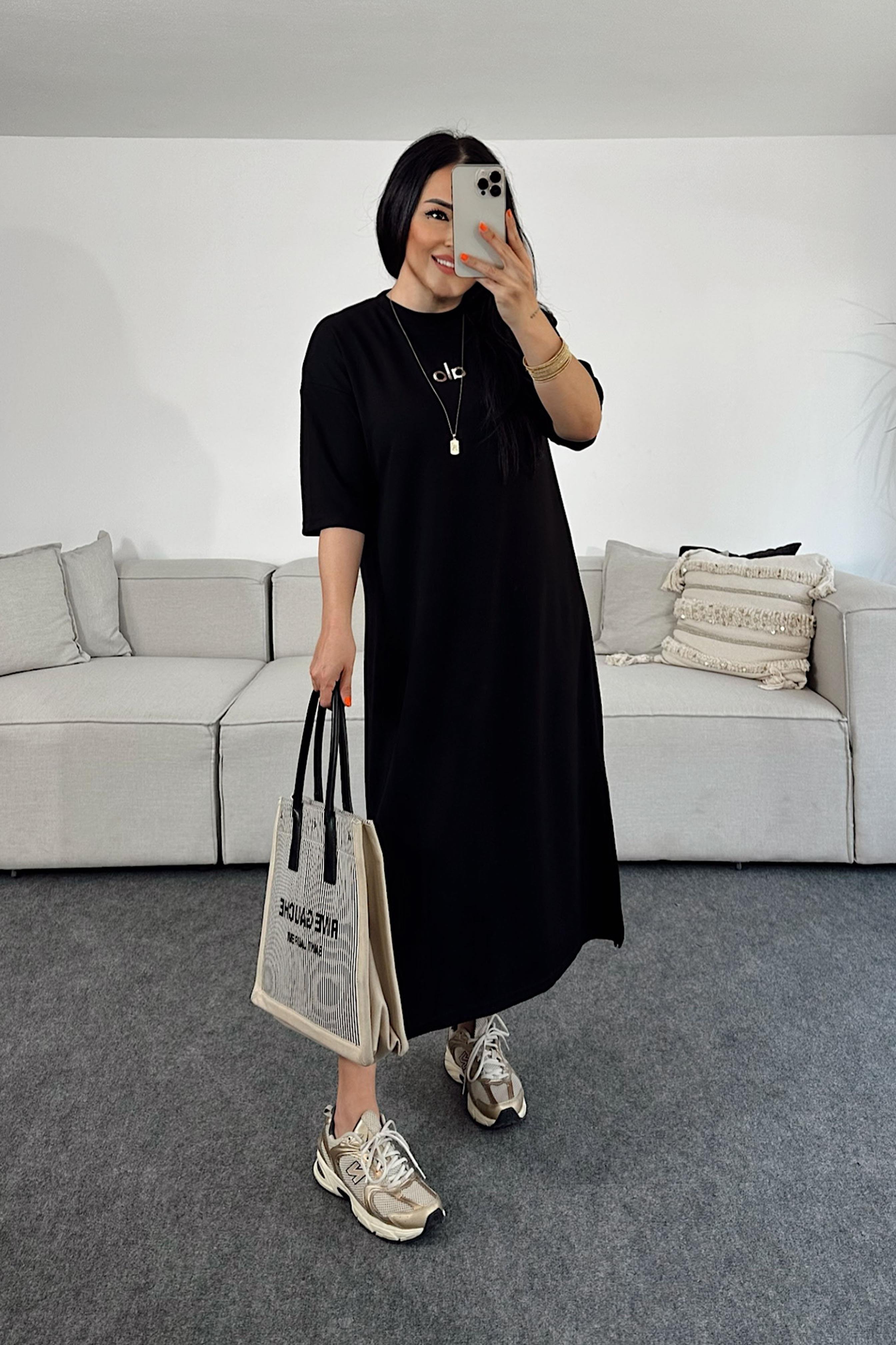 Marka Muadil Oversize Kesim Midi Elbise Siyah