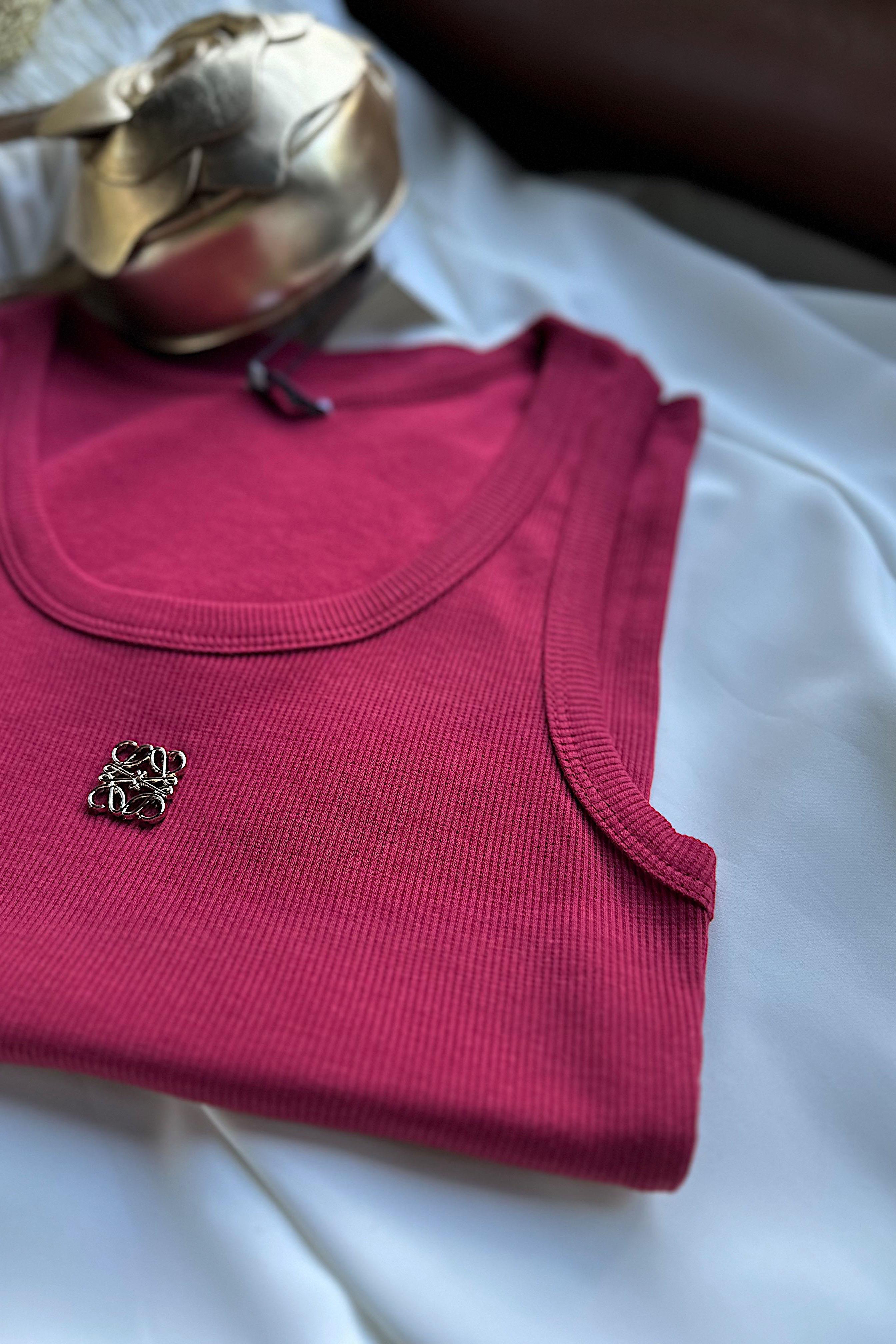 Marka Muadil Roma Metal Arma Detaylı Bluz Bordo
