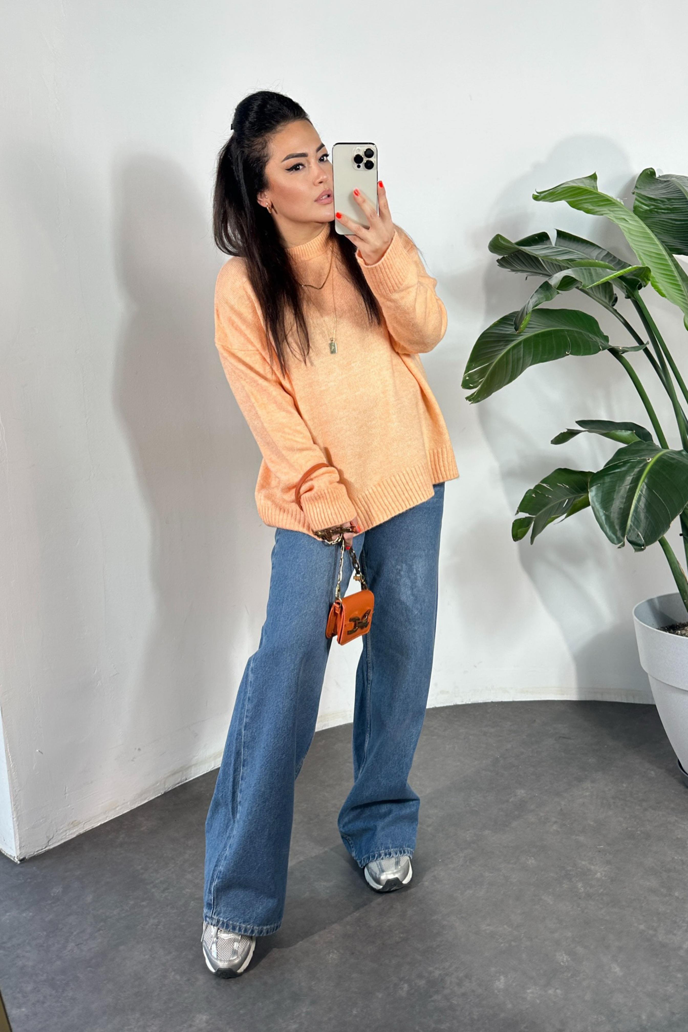 Massi Model Bisiklet Yaka Basic Yumoş Kazak Yavruağzı