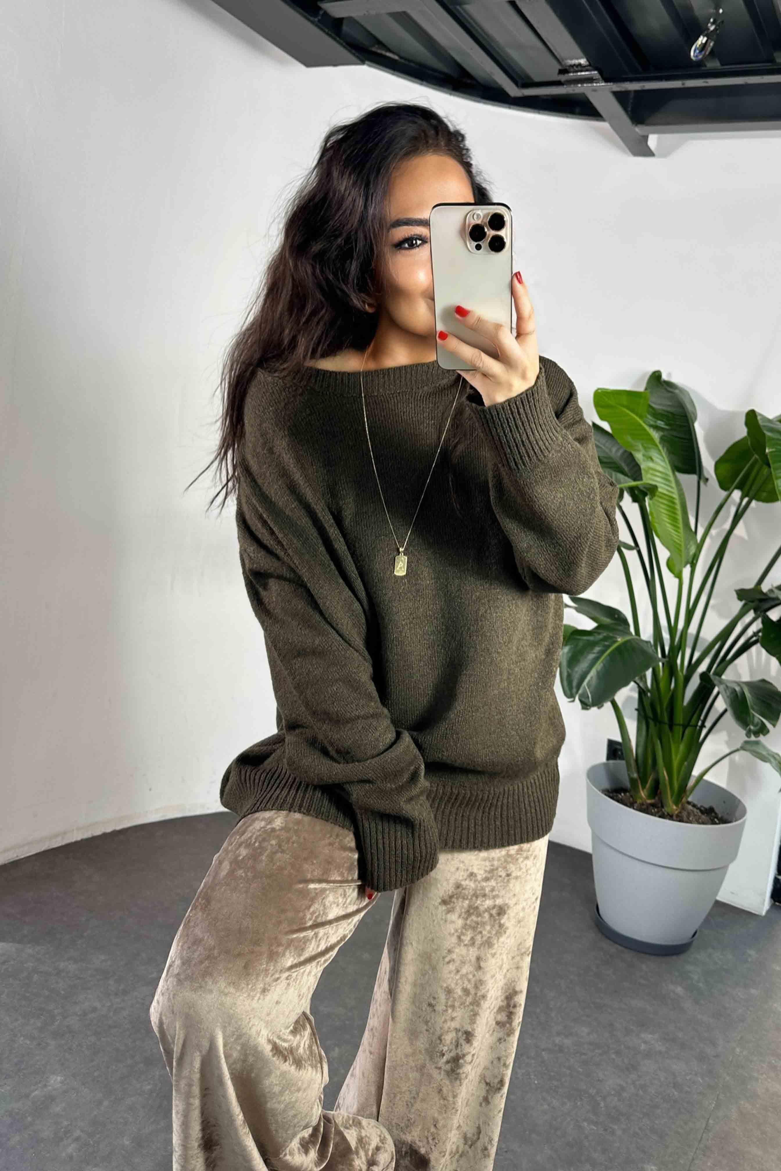 Massi Model Bisiklet Yaka Basic Yumoş Kazak Kahverengi