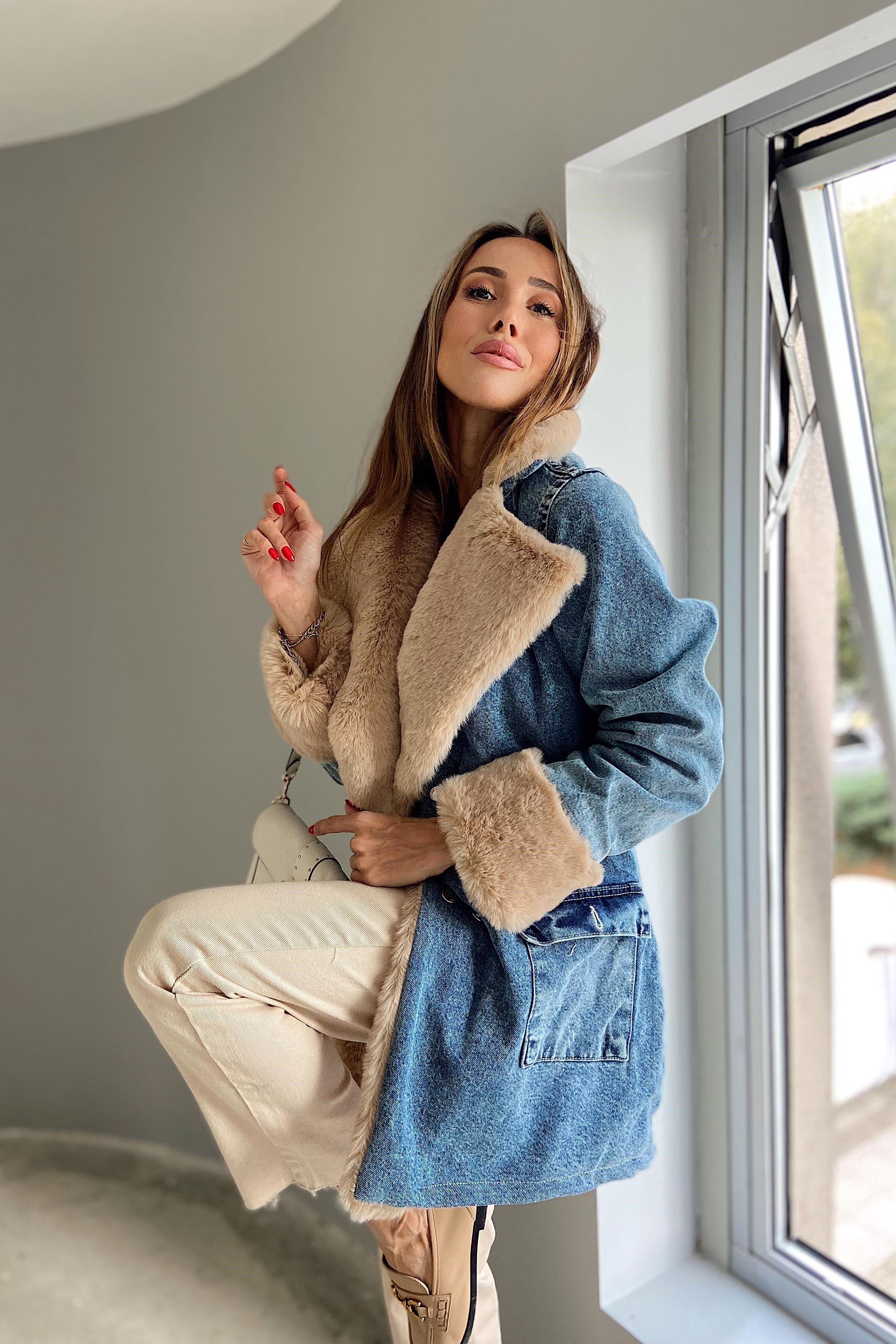 Mavi Uzun İçi Camel Kürk Detay Tasarım Jean Mont