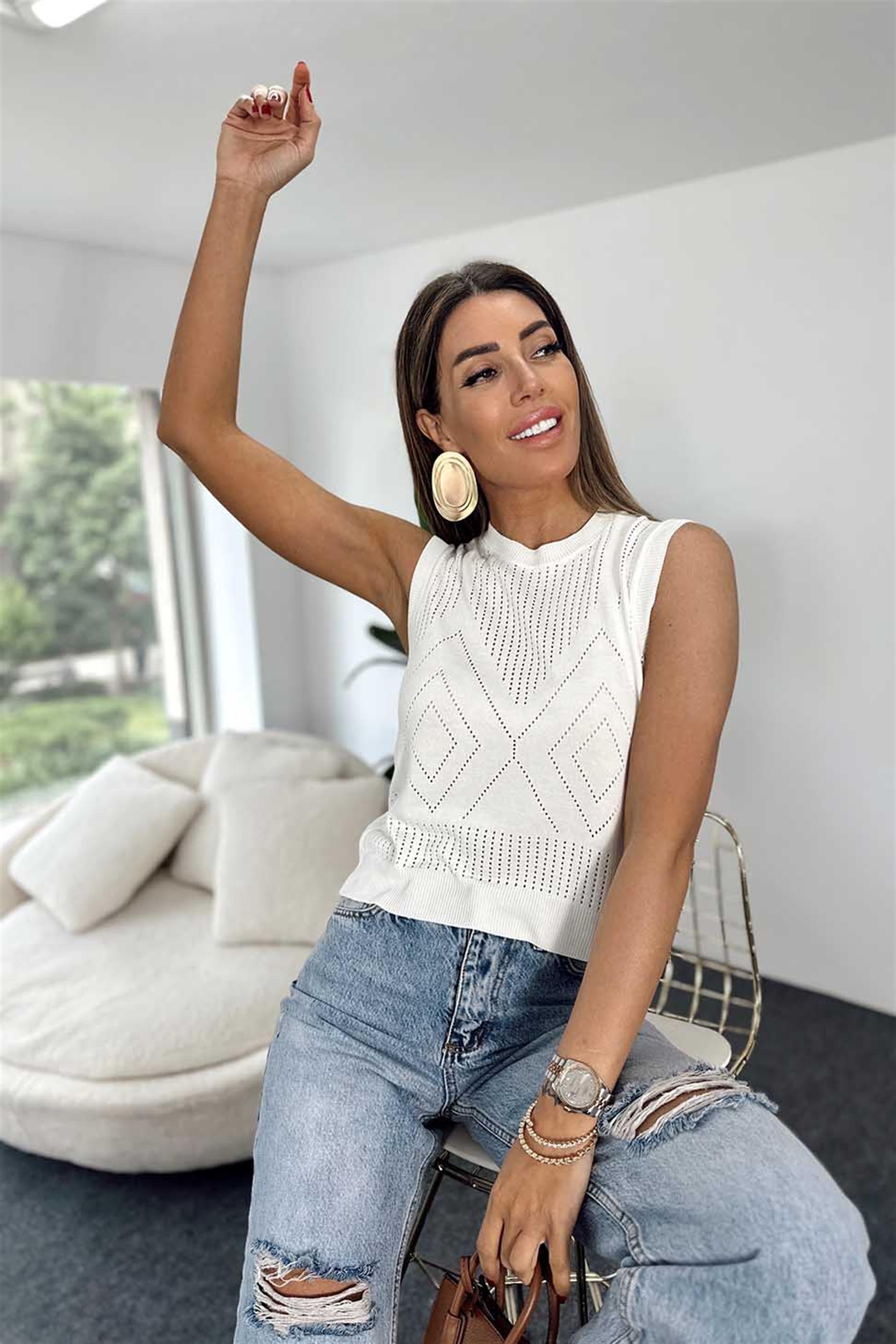 Nisan Marka İnce Örme Delikli Süveter Ekru