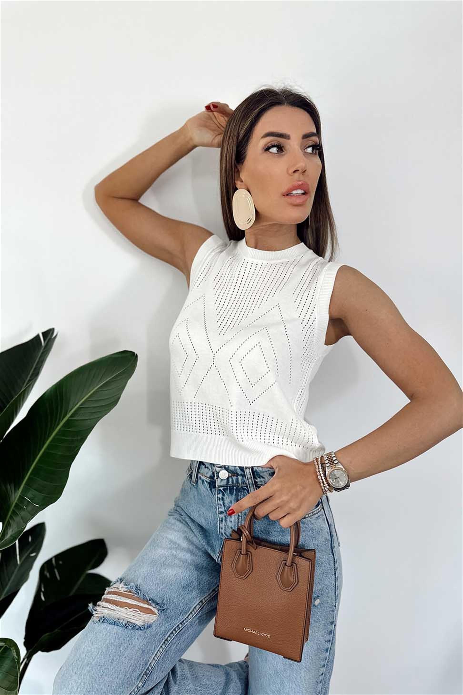 Nisan Marka İnce Örme Delikli Süveter Ekru