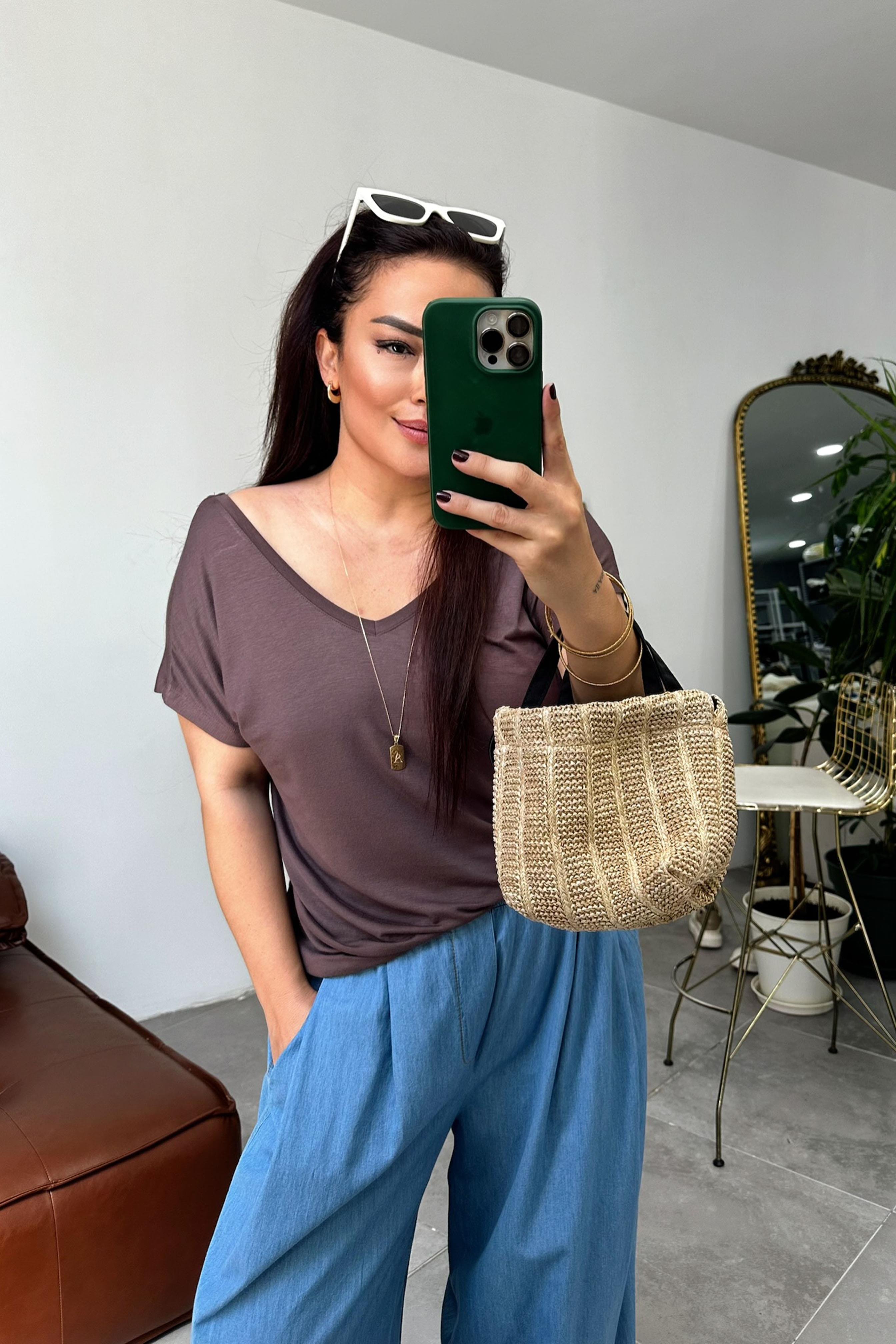 Ön Arka V Yaka Basic Tişört Acı Kahve