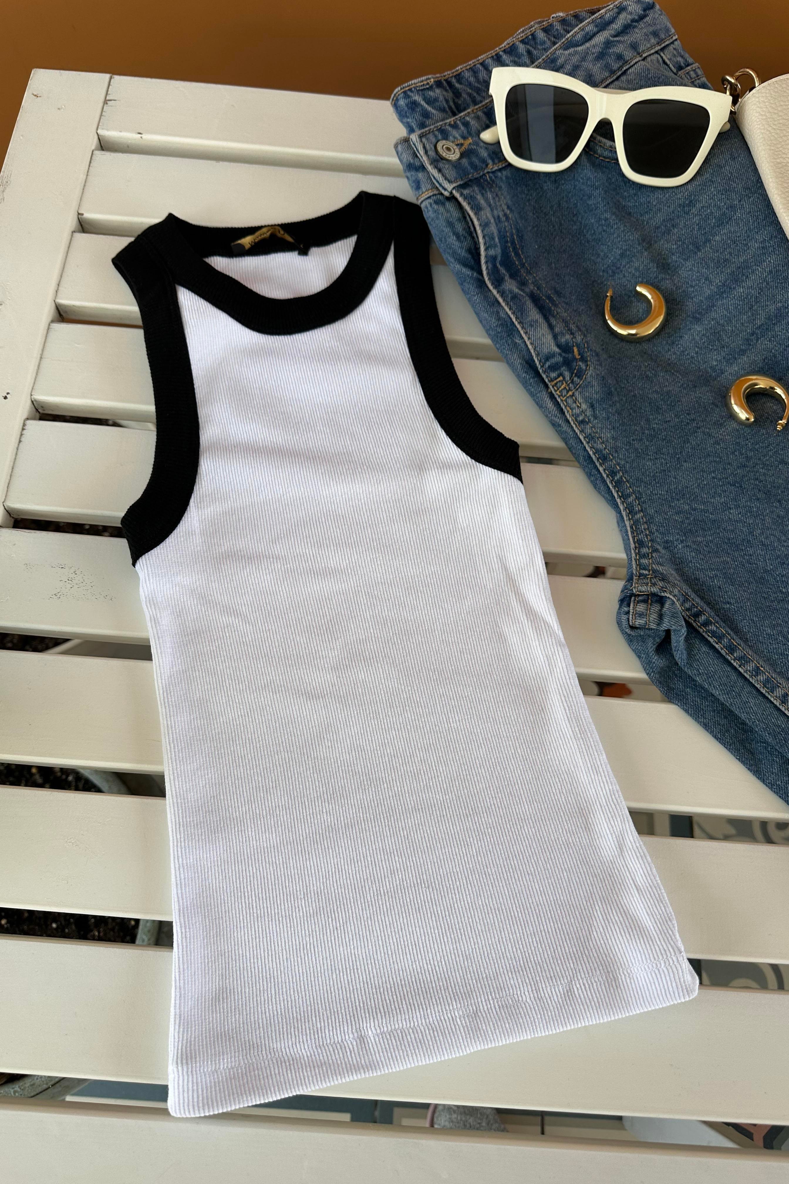 Orijinal Marka Beyaz Biyeli Halter Yaka Fitilli Atlet Beyaz