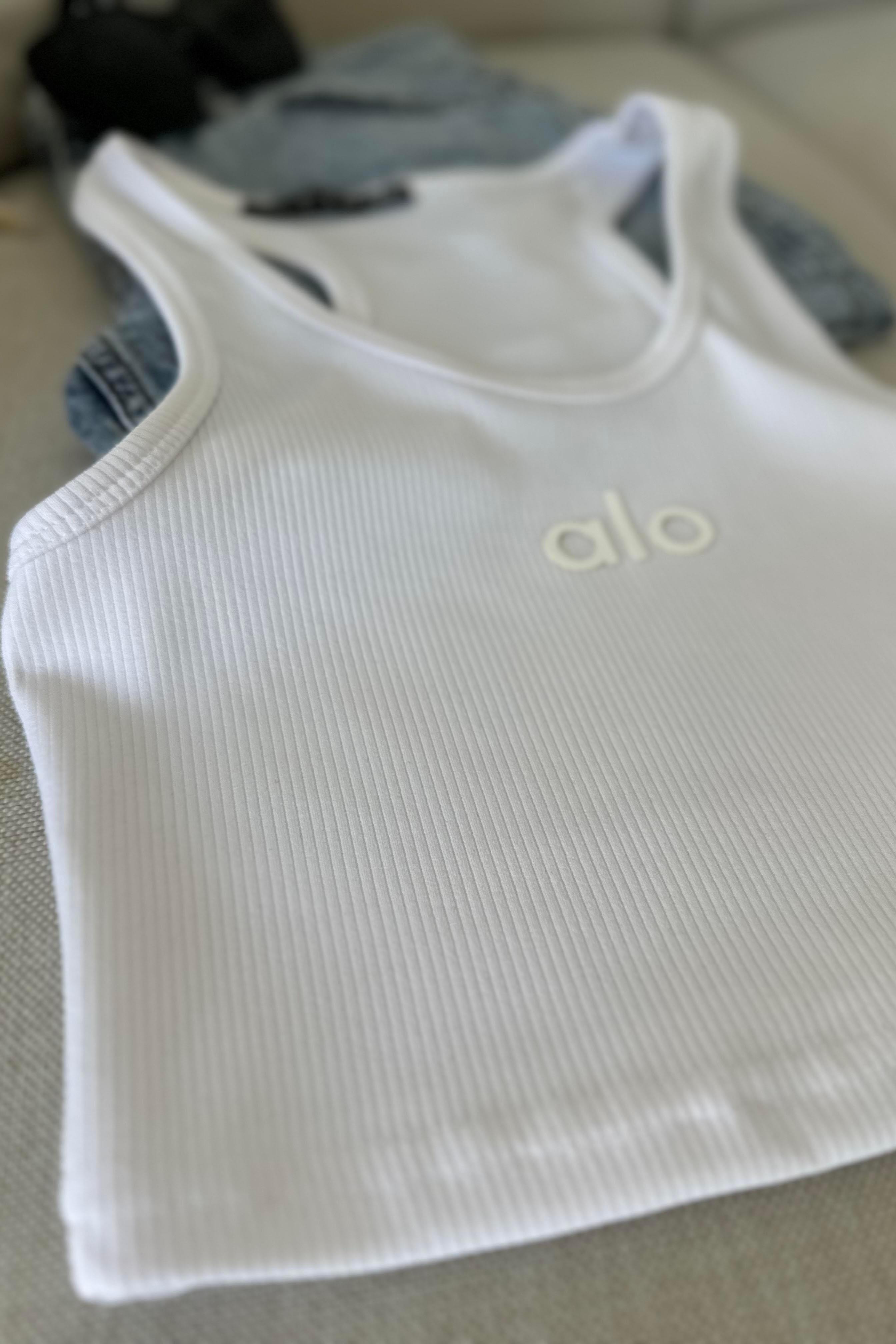 Orjinal Marka Halter Yaka Crop Bluz Beyaz