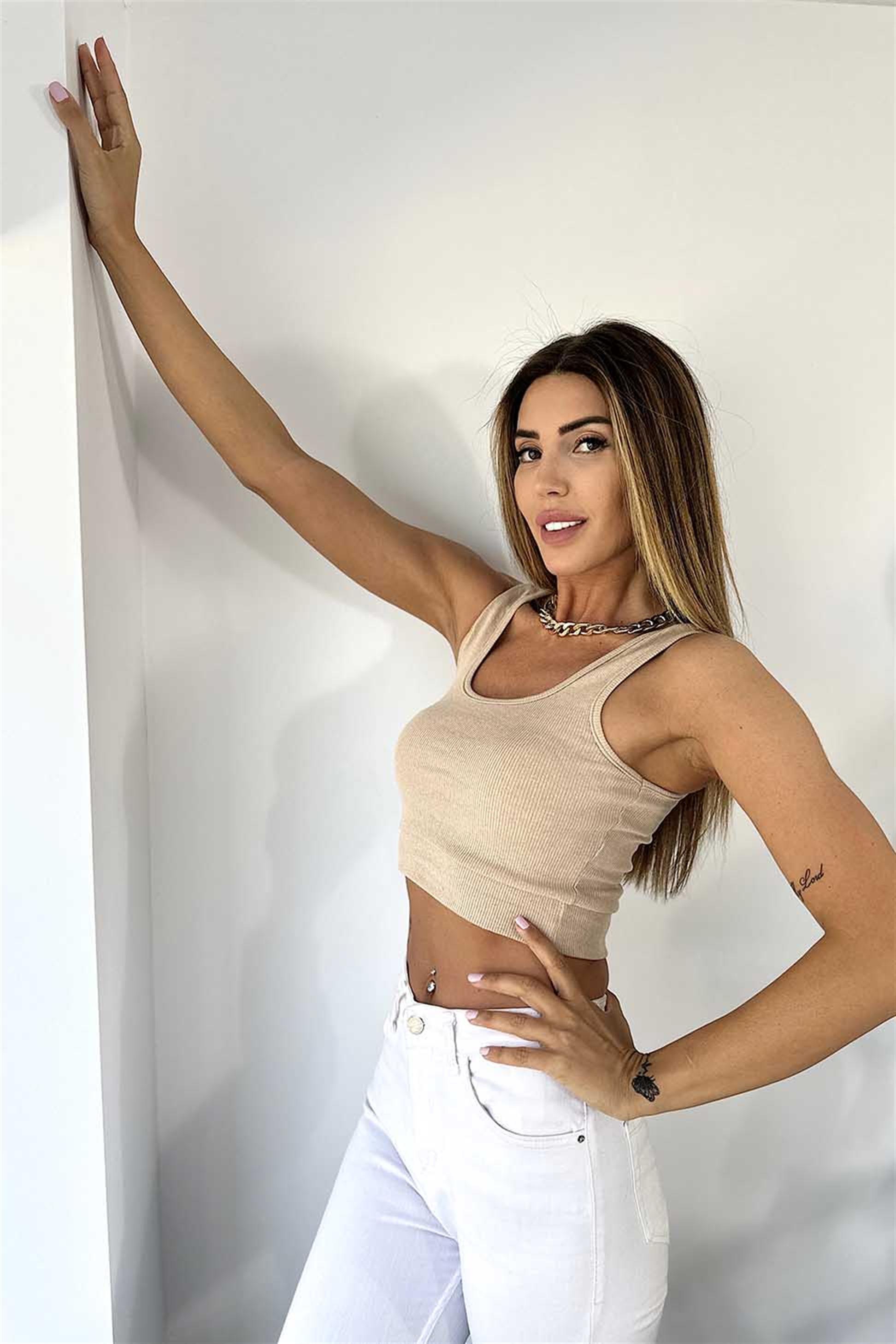 Orjinal Marka Kare Yaka Askılı Crop Bej