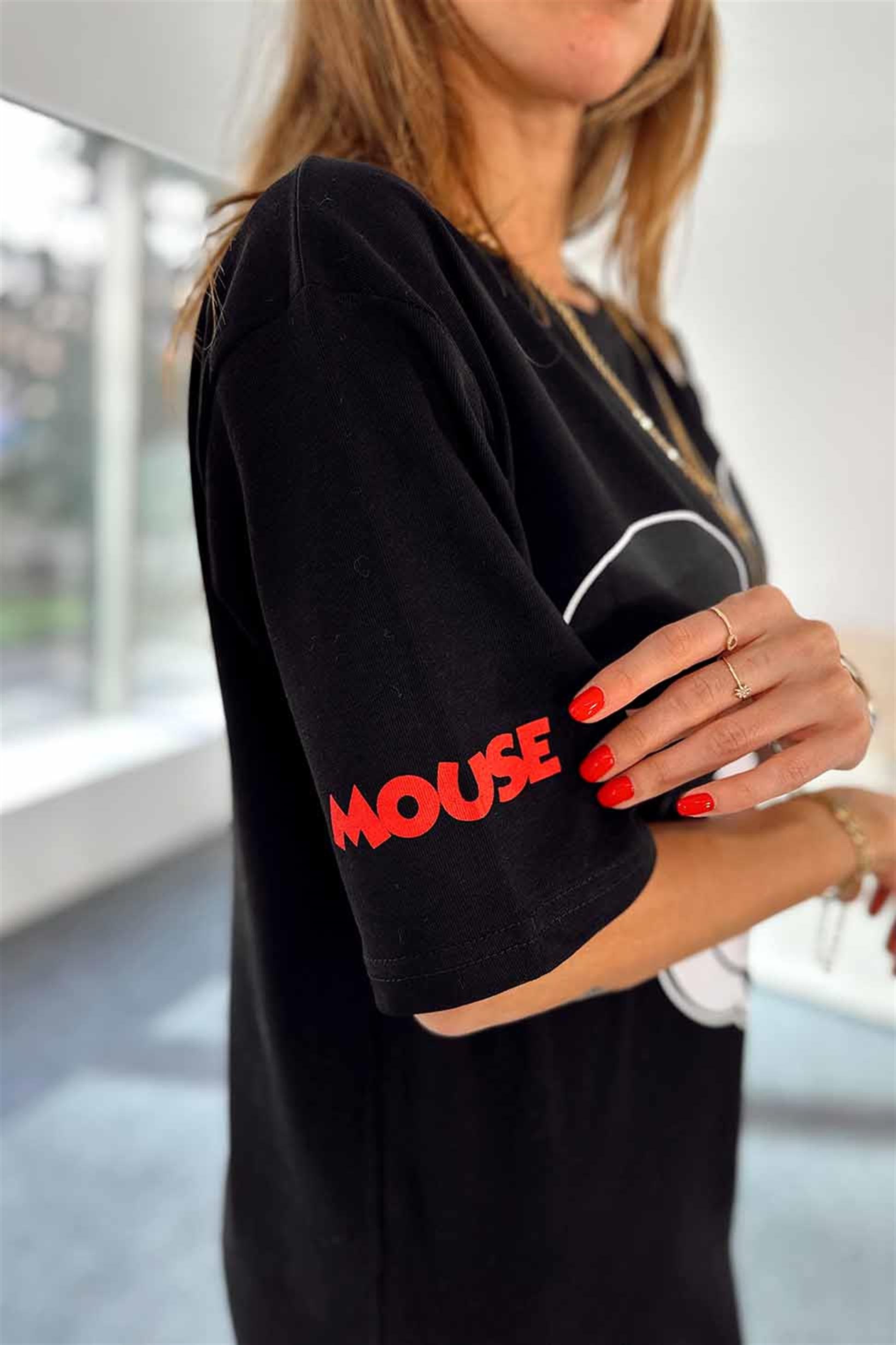Orjinal Model Çizgi Karakter Baskılı Basic Elbise Siyah