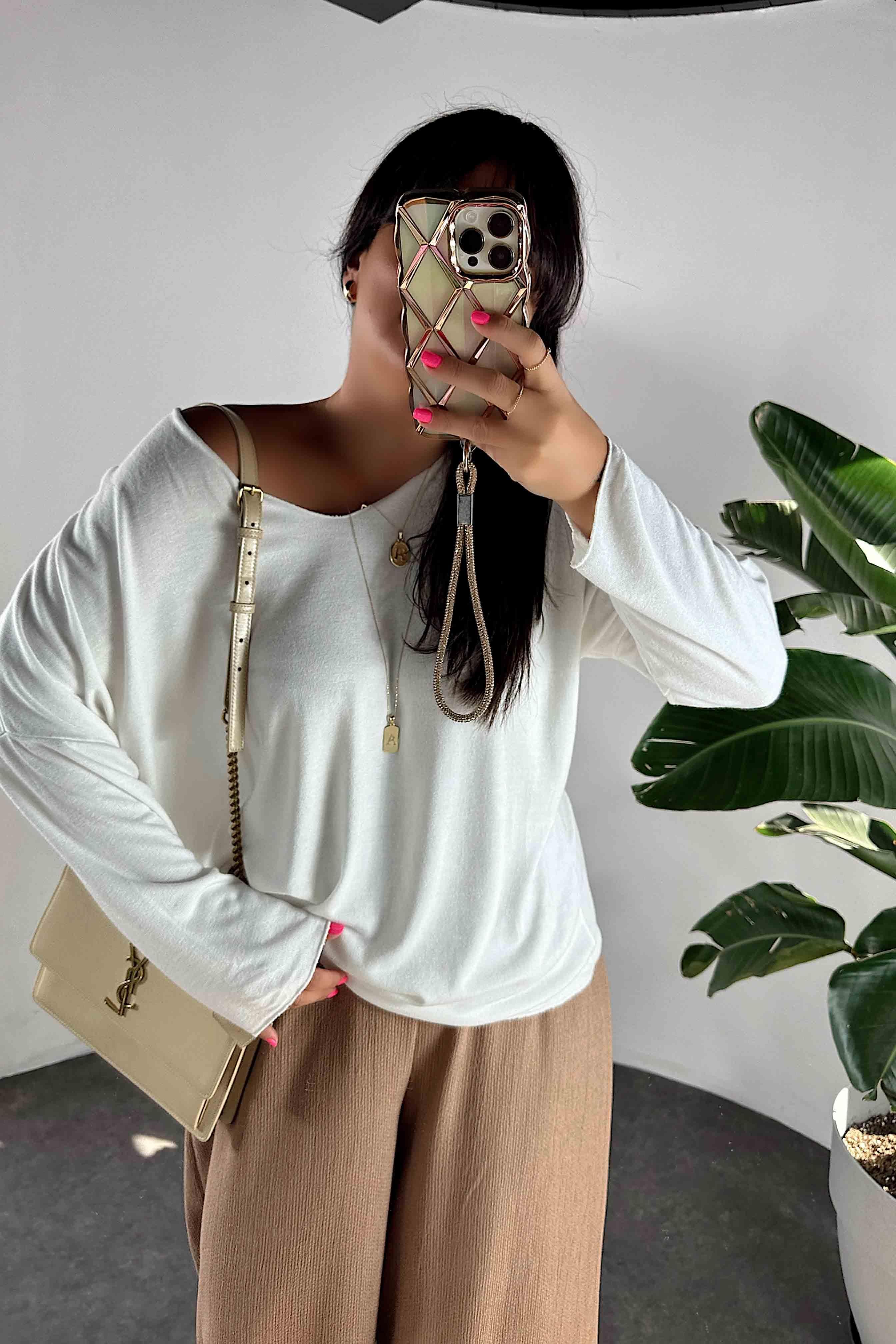 Oversize V Yaka Angora Kadın Kazak Beyaz