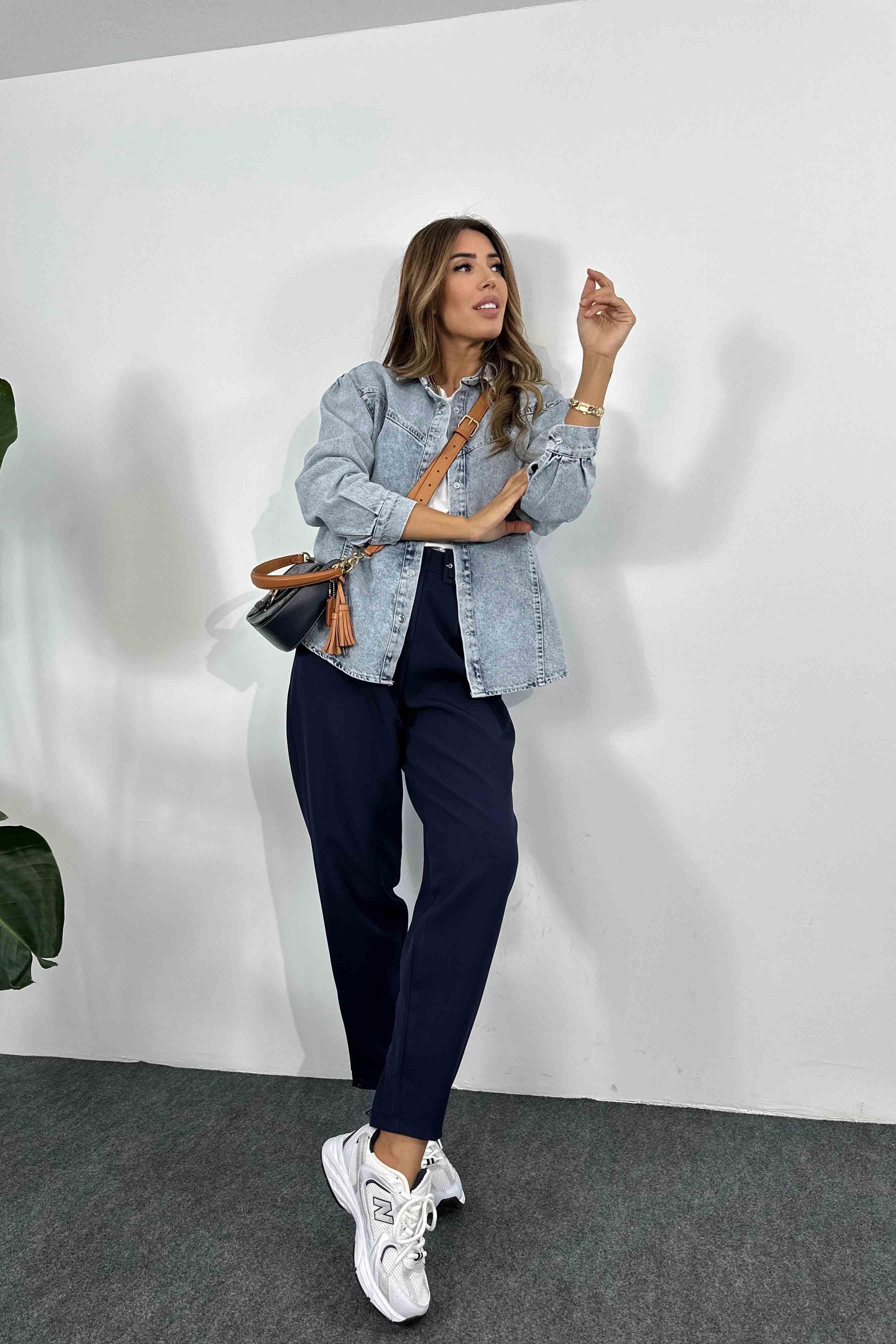 Pamuklu Denim Kumaş Cepsiz Kadın Kot Ceket Açık Mavi