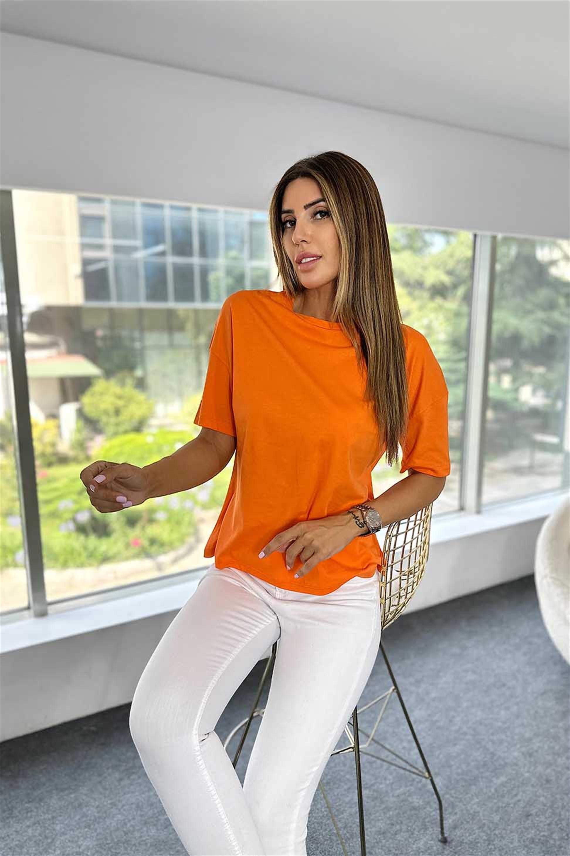 Pamuklu İnce Penye Bisiklet Yaka Basic Tişört Turuncu