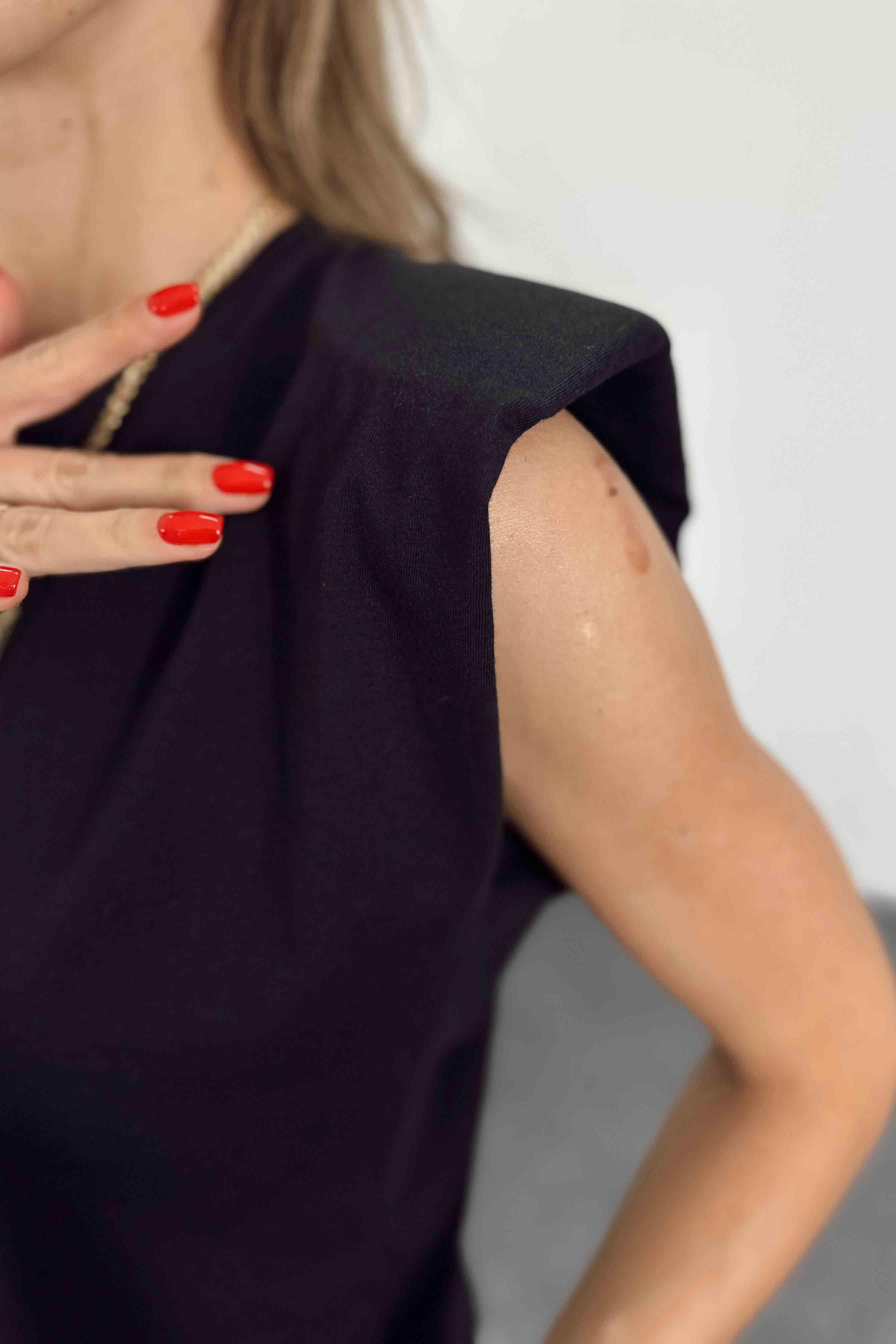 Pamuklu Kumaş Vatkalı Bluz Siyah