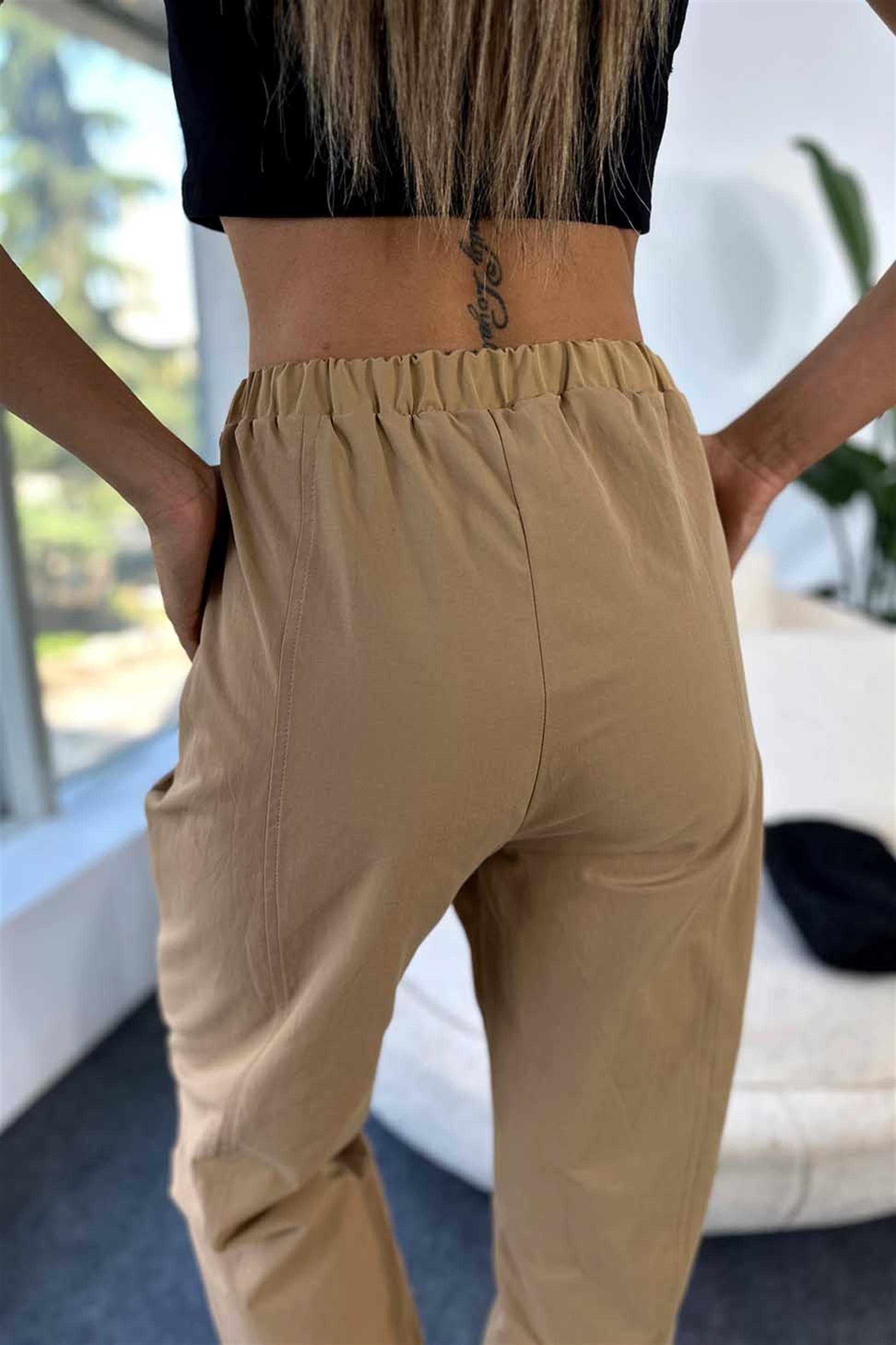 Paraşüt Kumaş Beli ve Paçası Lastıkli Kadın Pantolon Camel