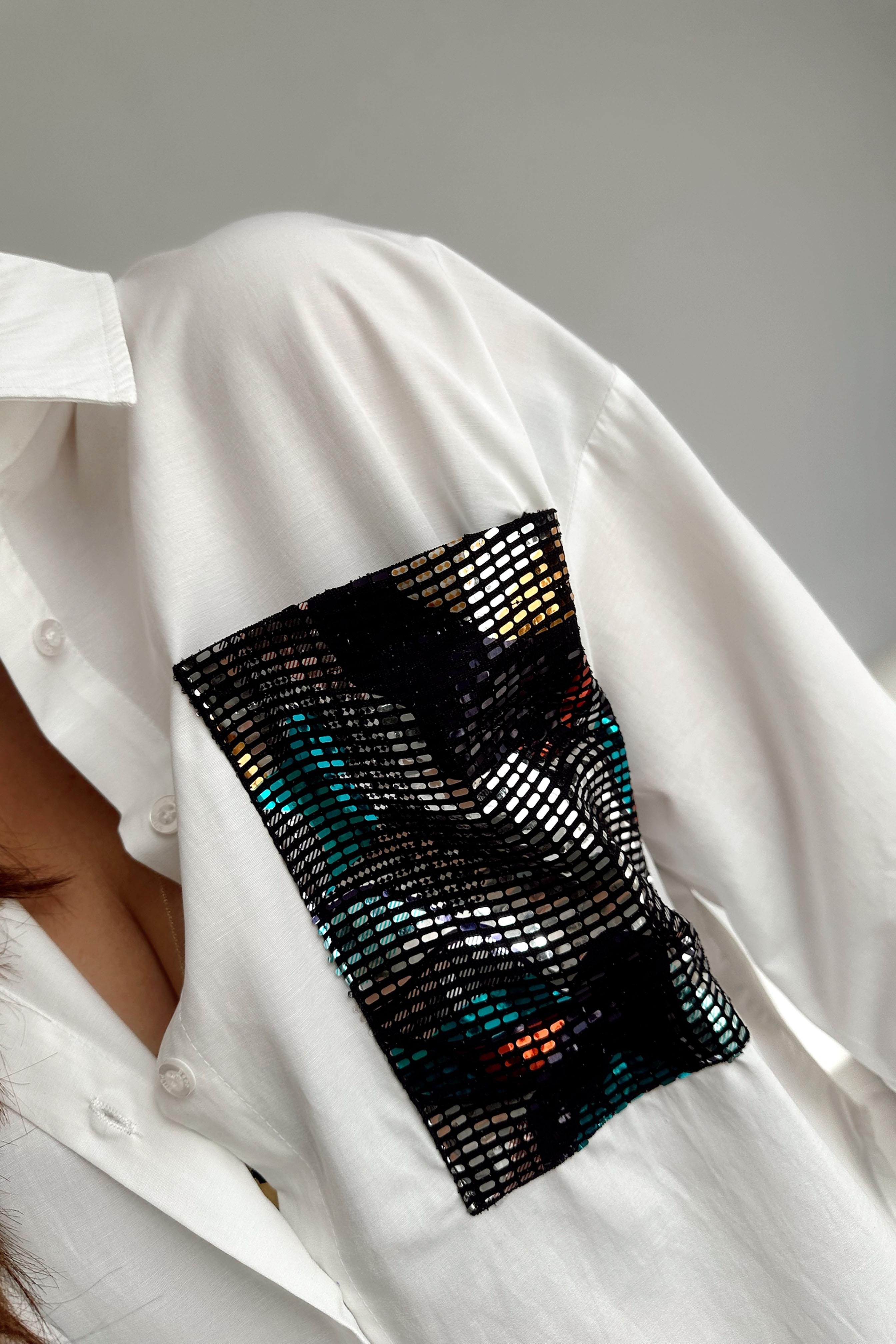 Parıltı Cep Detaylı Gömlek Beyaz