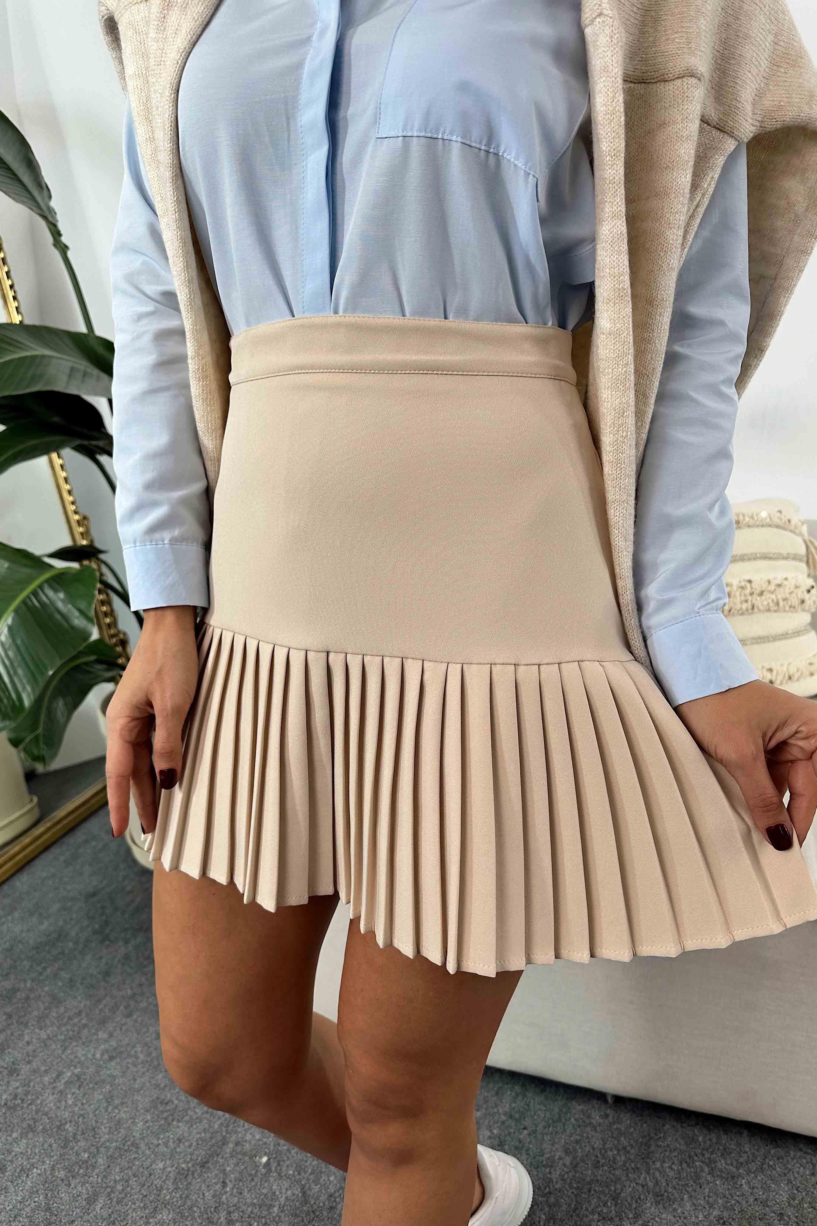 Pileli Mini Etek Taş