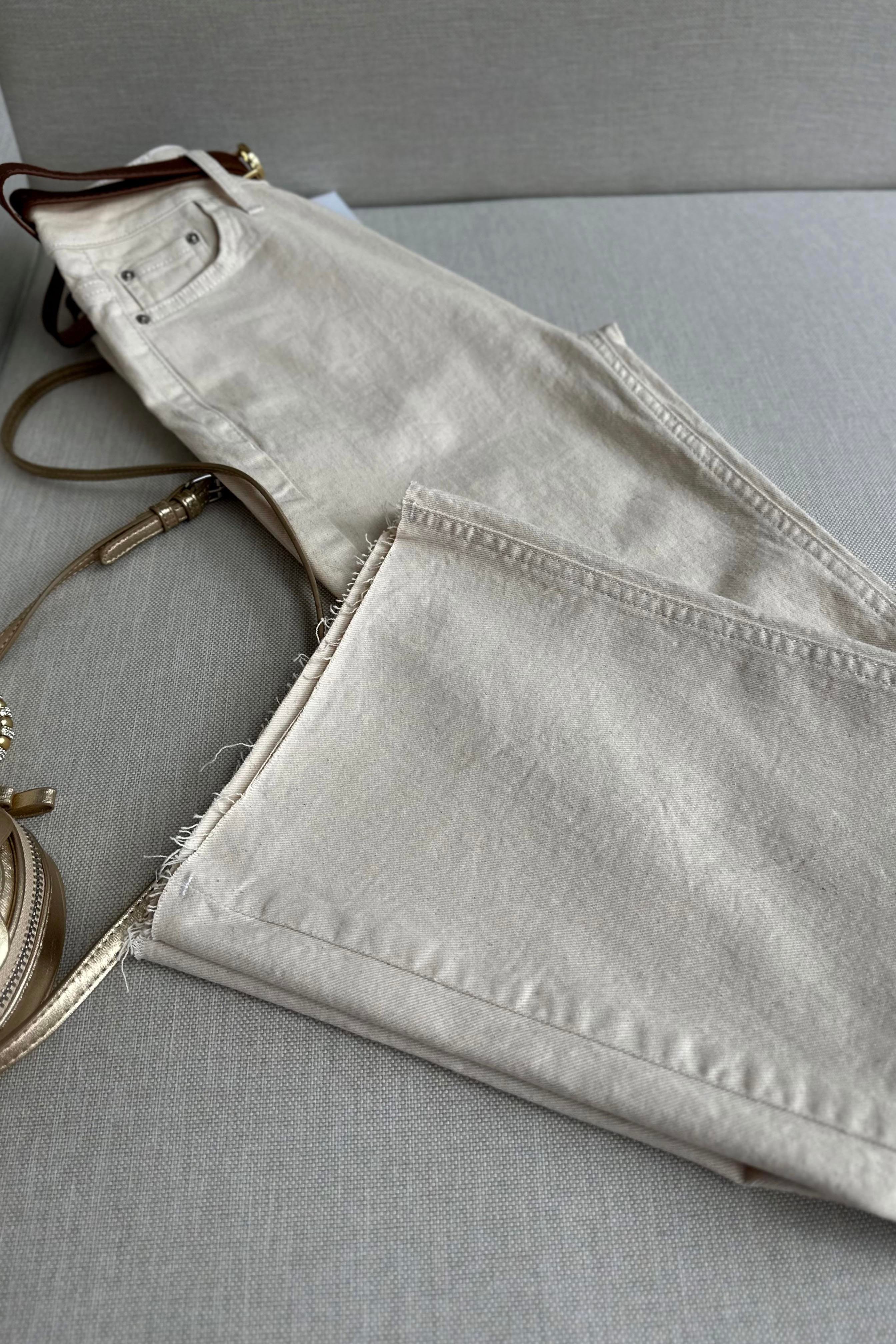 Premium Dokulu Yüksek Bel Yarı İspnayol Jean Pantolon Bej