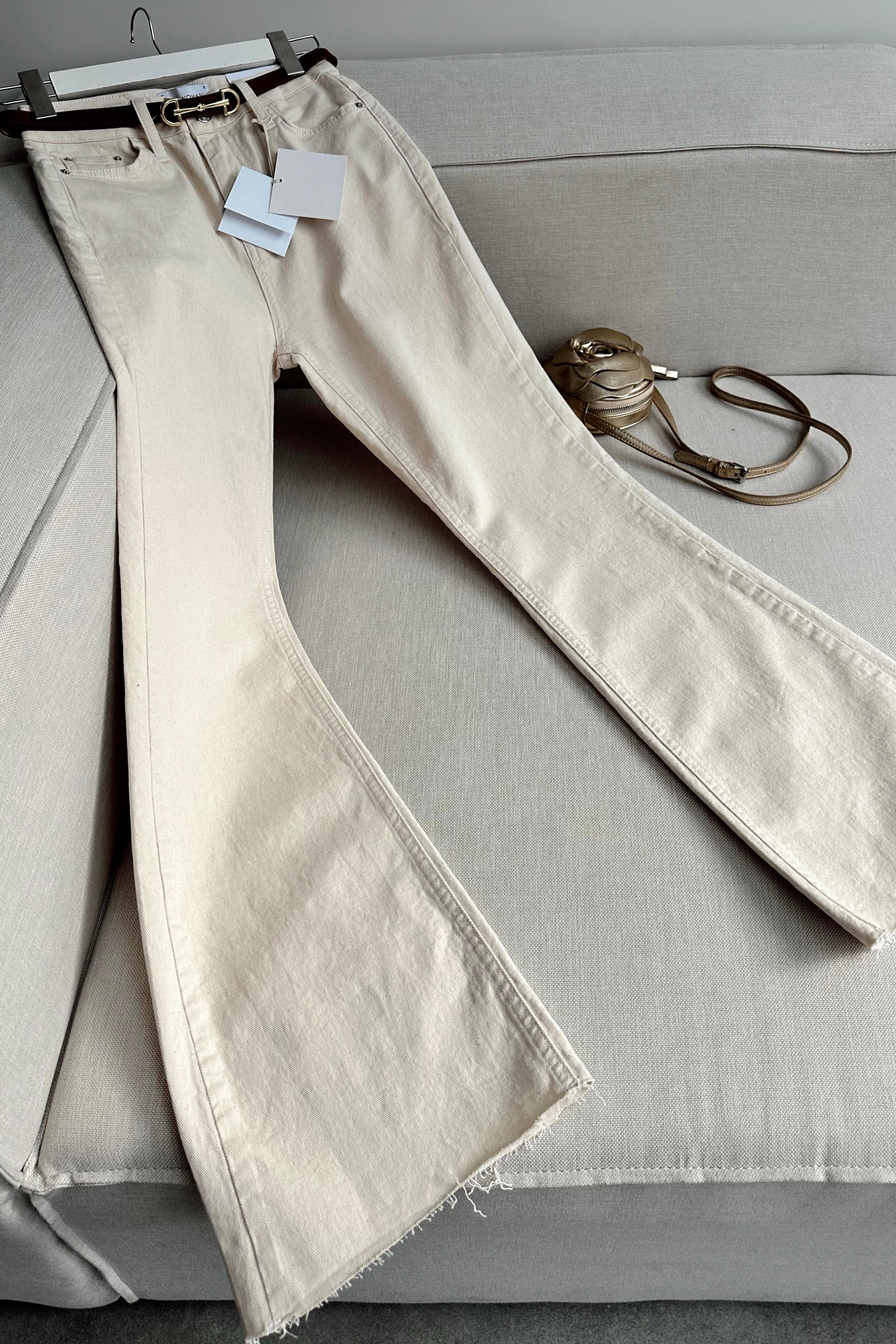 Premium Dokulu Yüksek Bel Yarı İspnayol Jean Pantolon Bej