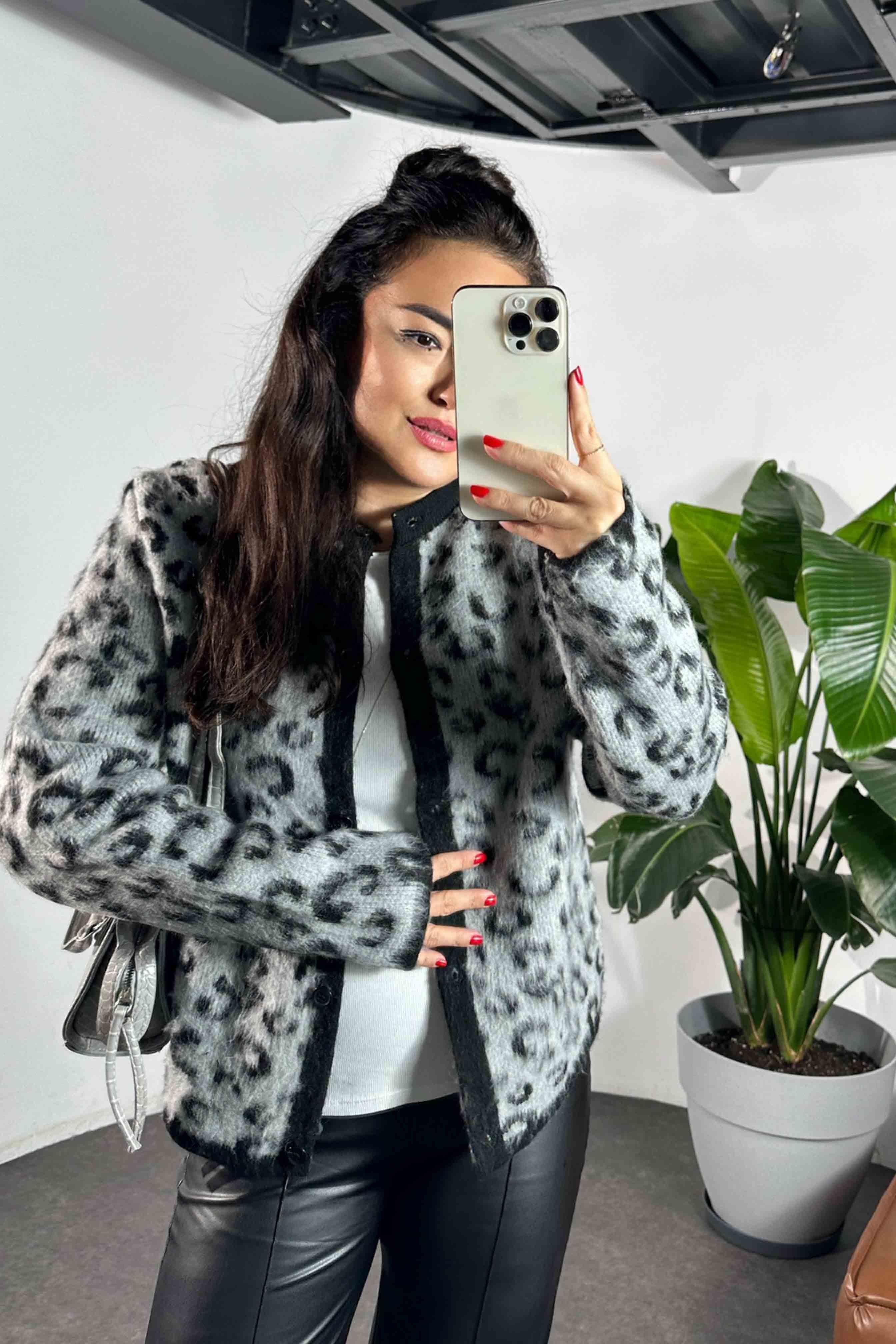 Premium Kalite Angora Yünlü Leopar Desen Kadın Kazak Gri