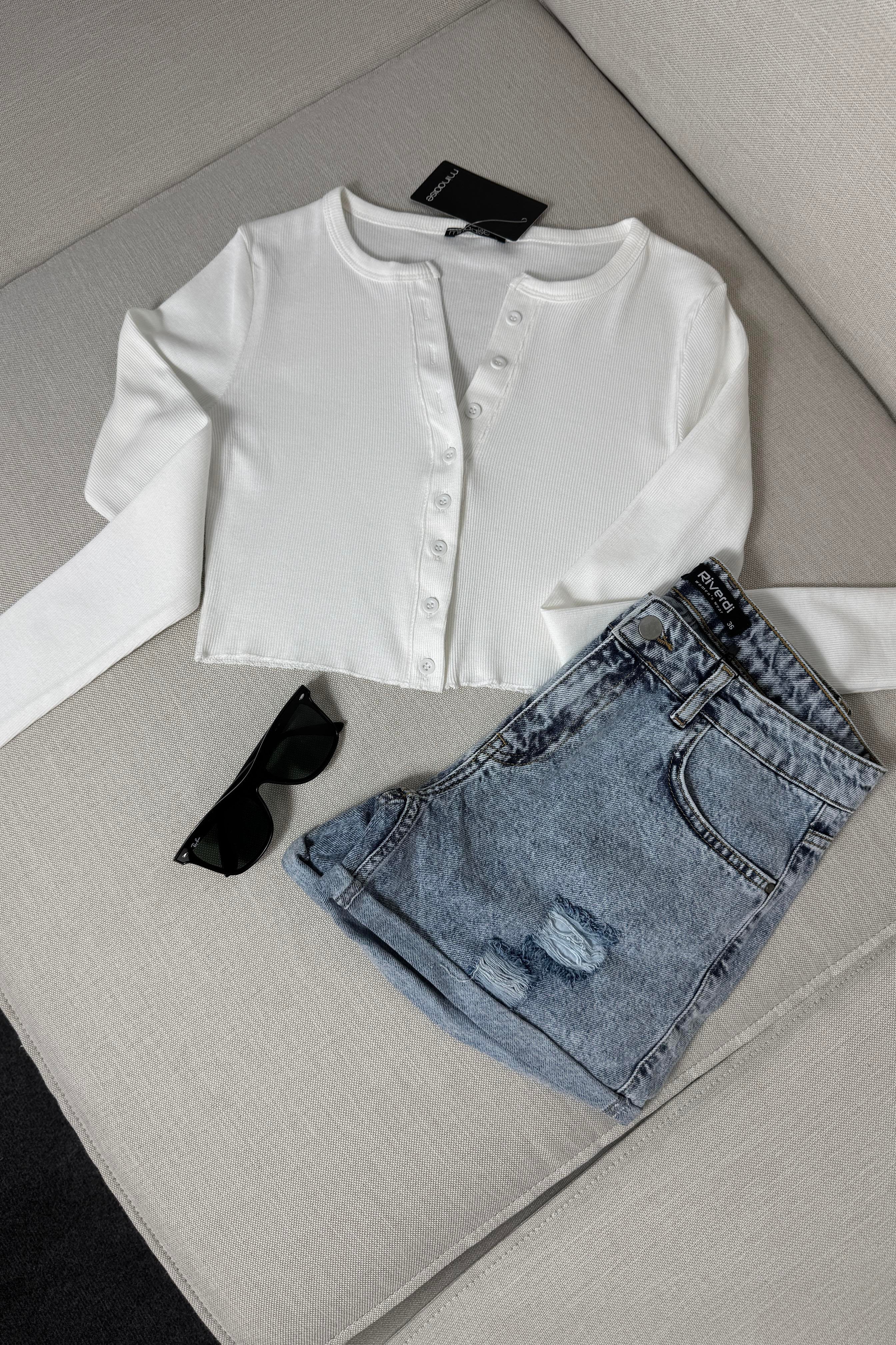 Premium Kalite Düğme Detaylı Fitilli Crop Bluz Ekru