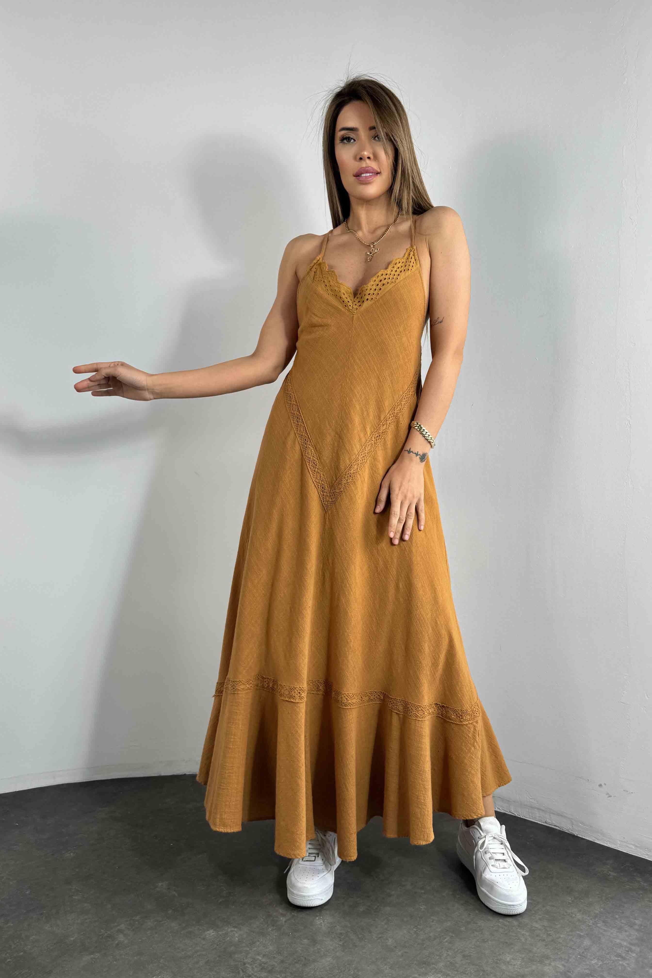 Premium Kalite Keten Dokulu Dantel Detaylı Elbise Camel
