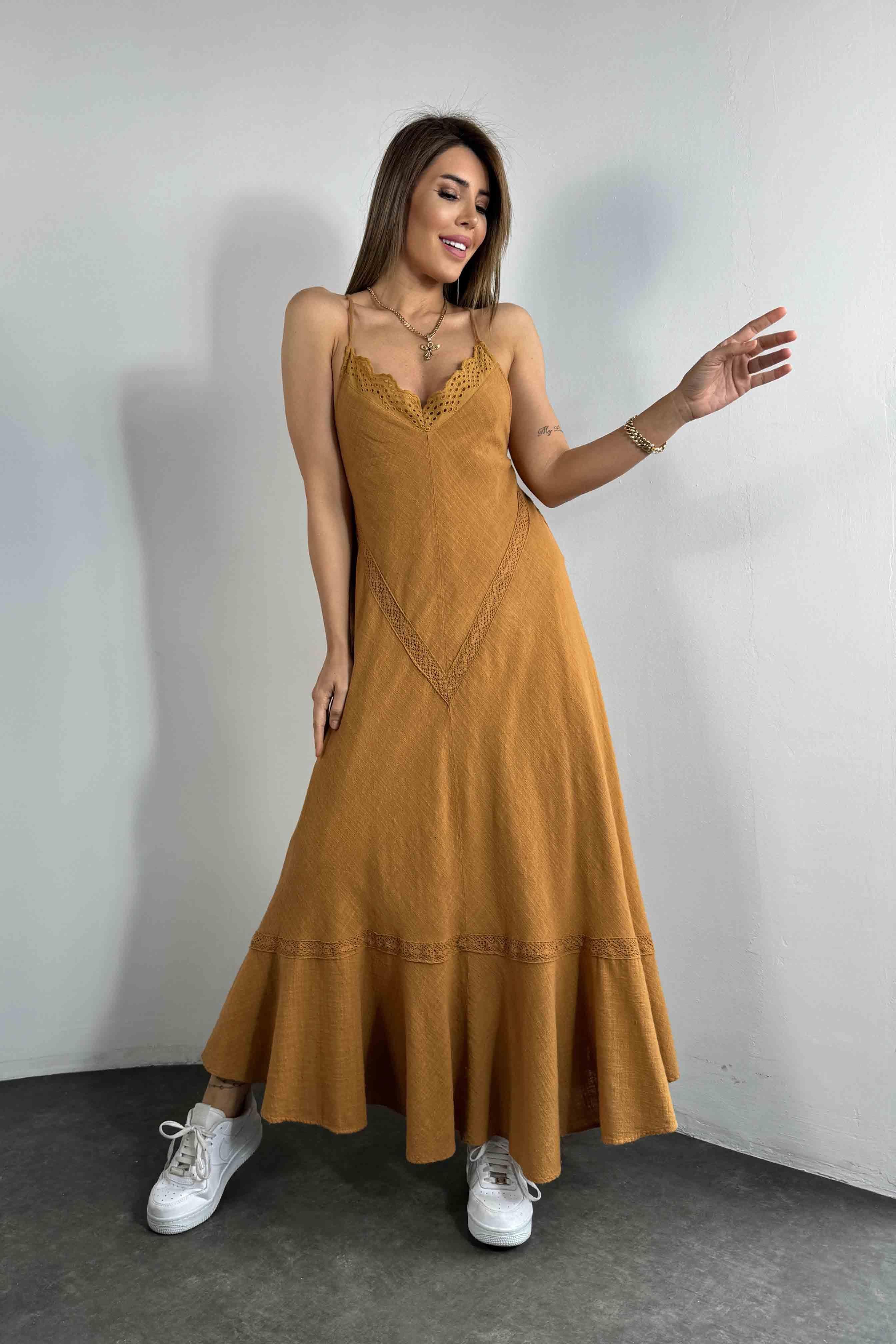 Premium Kalite Keten Dokulu Dantel Detaylı Elbise Camel