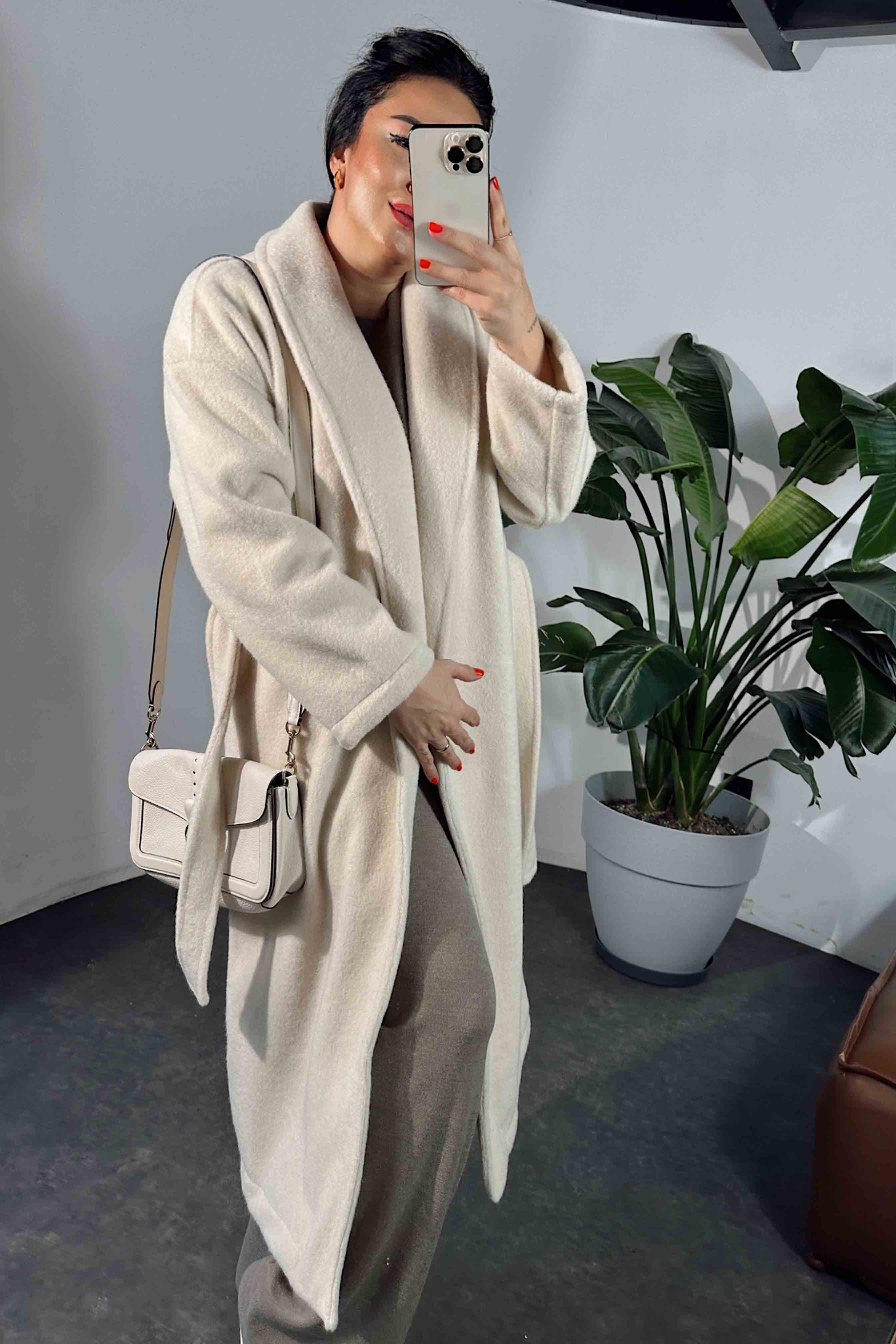 Premium Kalite Kuşaklı Basic Şal Yaka Kaban Ekru