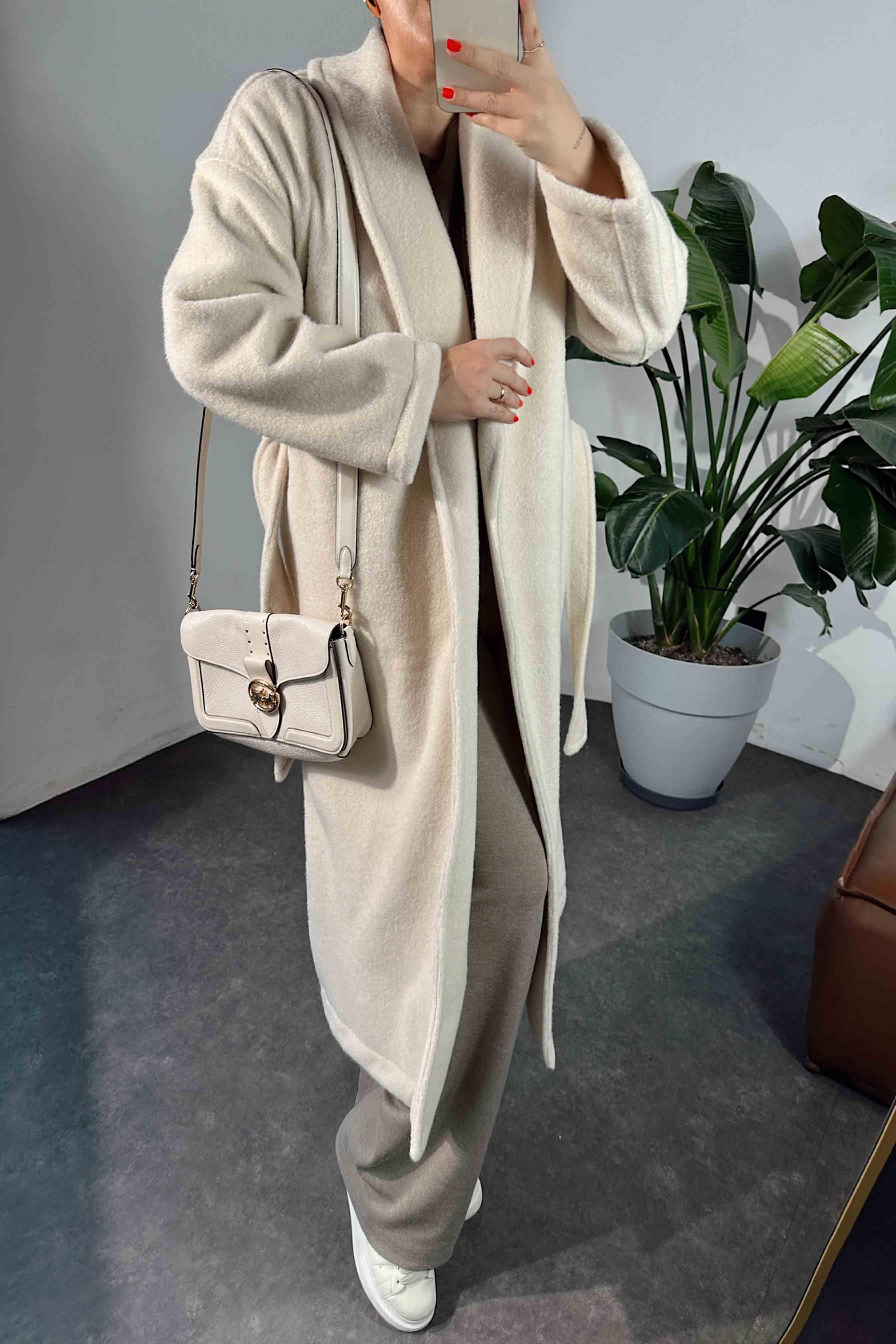 Premium Kalite Kuşaklı Basic Şal Yaka Kaban Ekru